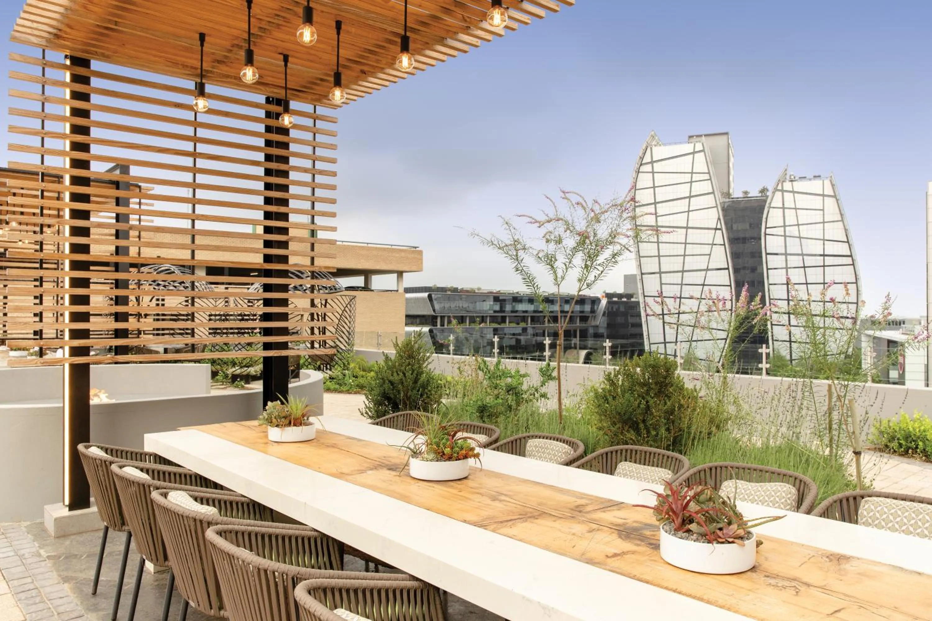 Property building in Sandton Sun and Towers