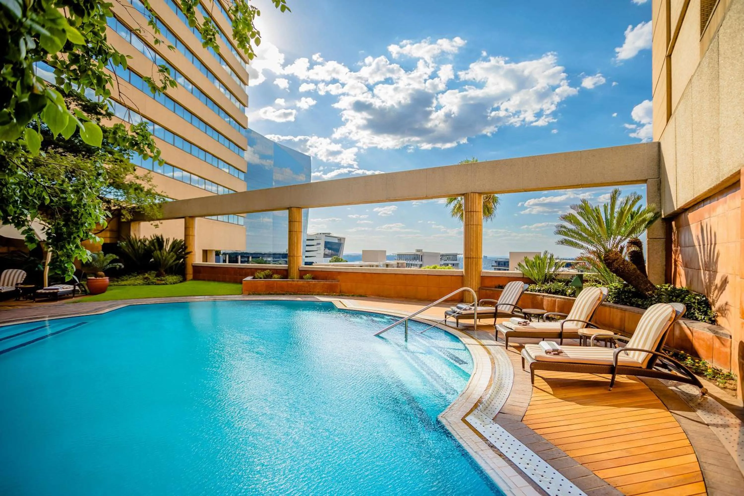 Pool view in Sandton Sun and Towers