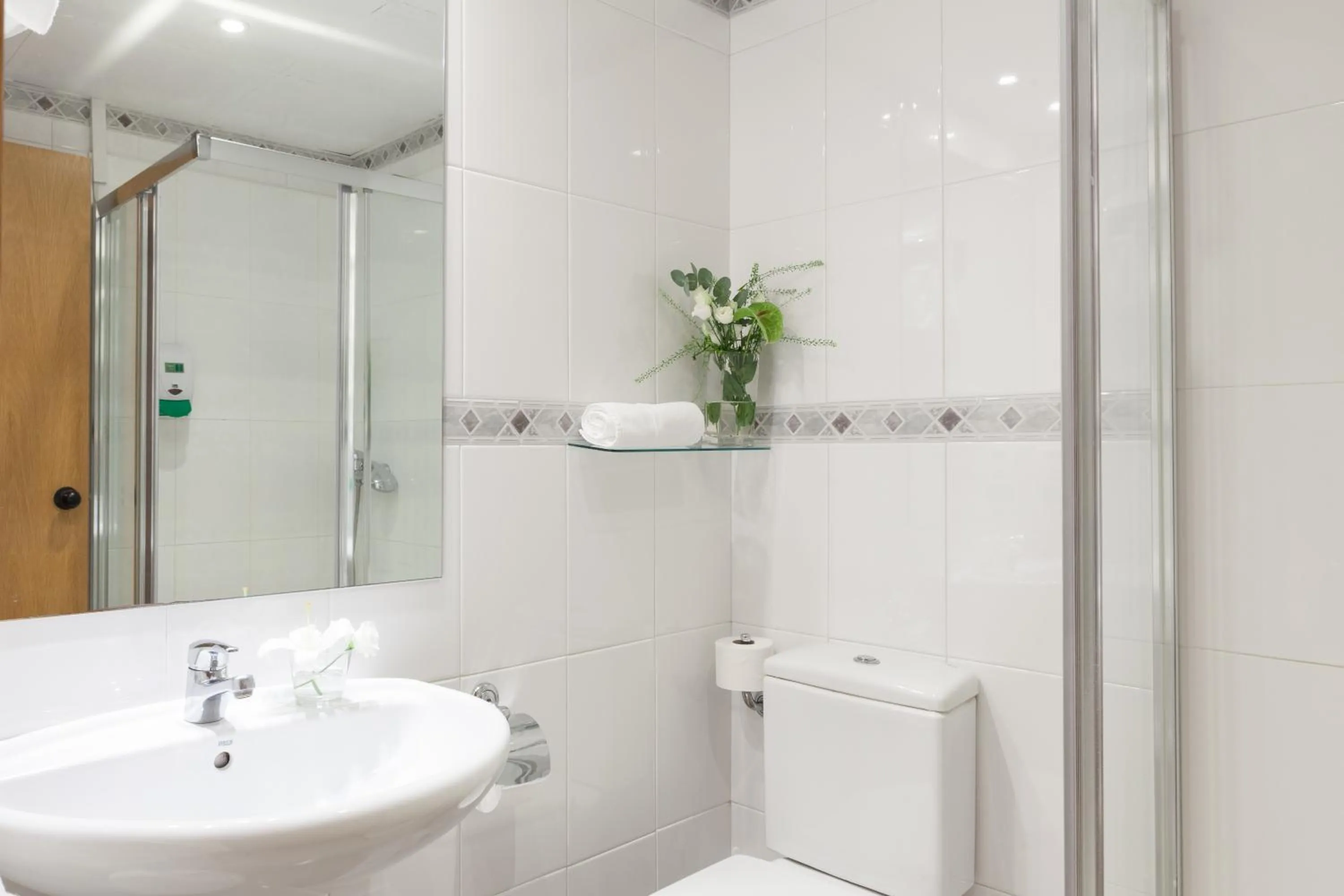 Bathroom in Hotel Monte Ulia