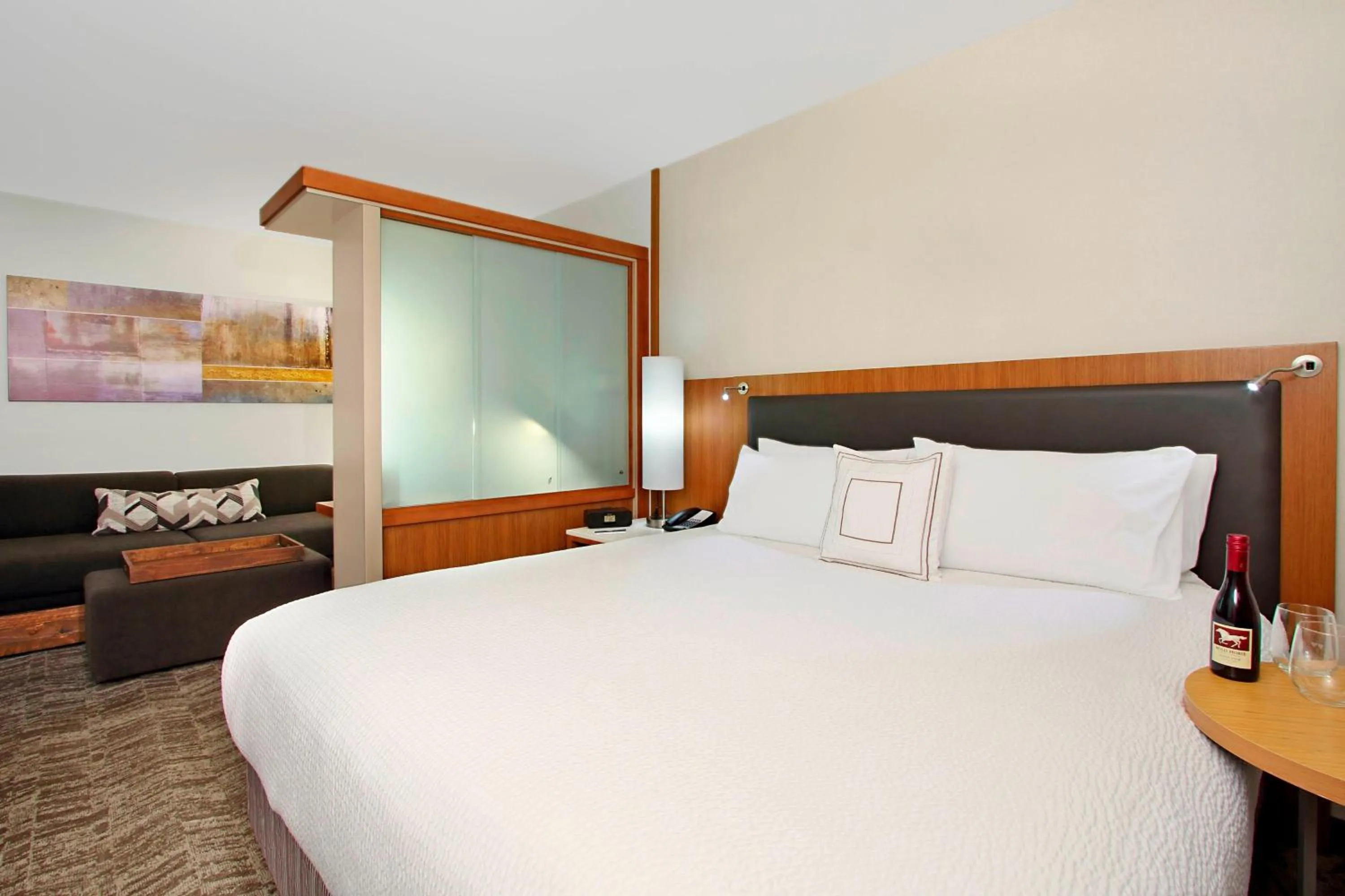 Bedroom, Bed in SpringHill Suites by Marriott Madera