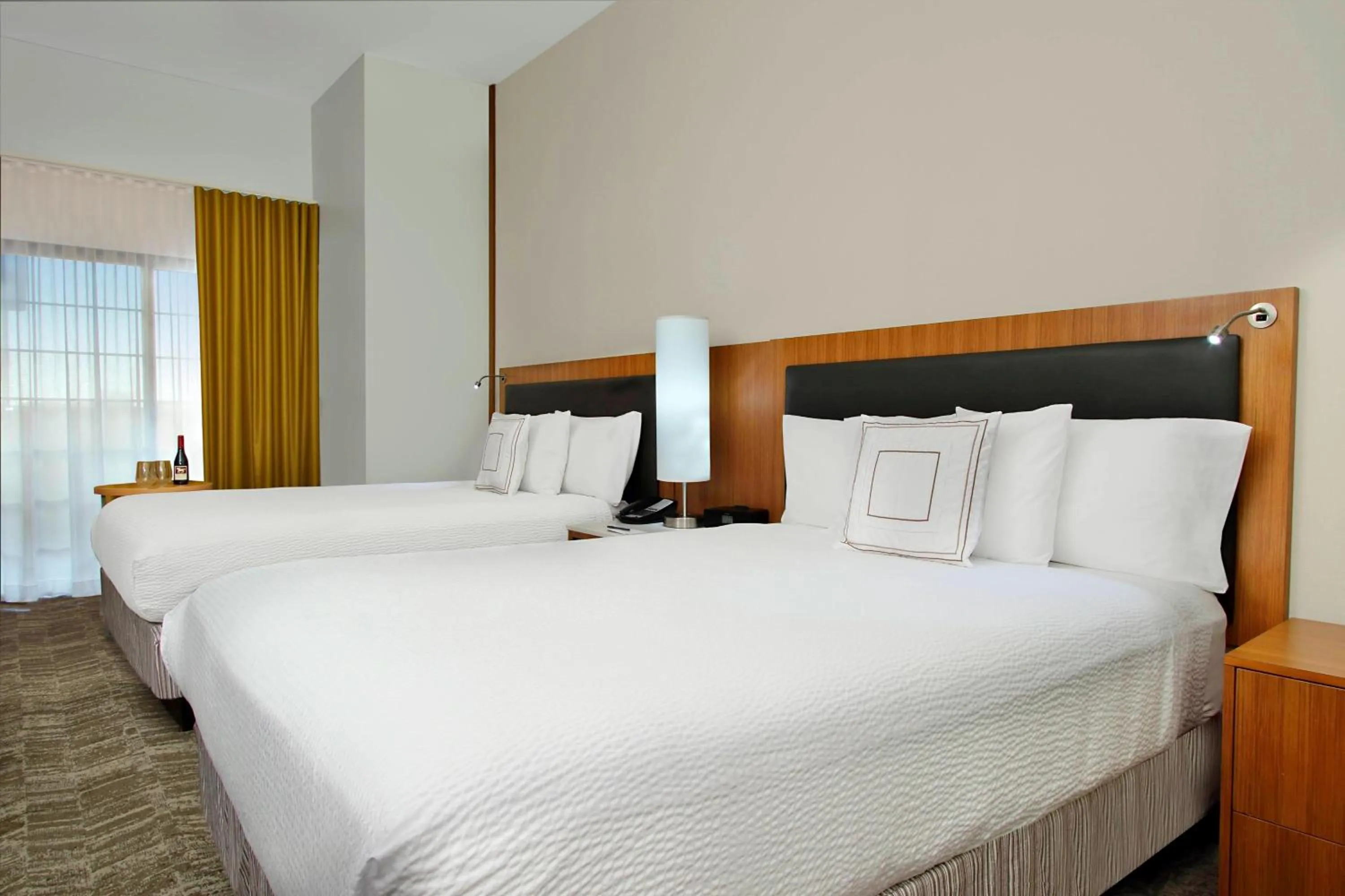 Bedroom, Bed in SpringHill Suites by Marriott Madera