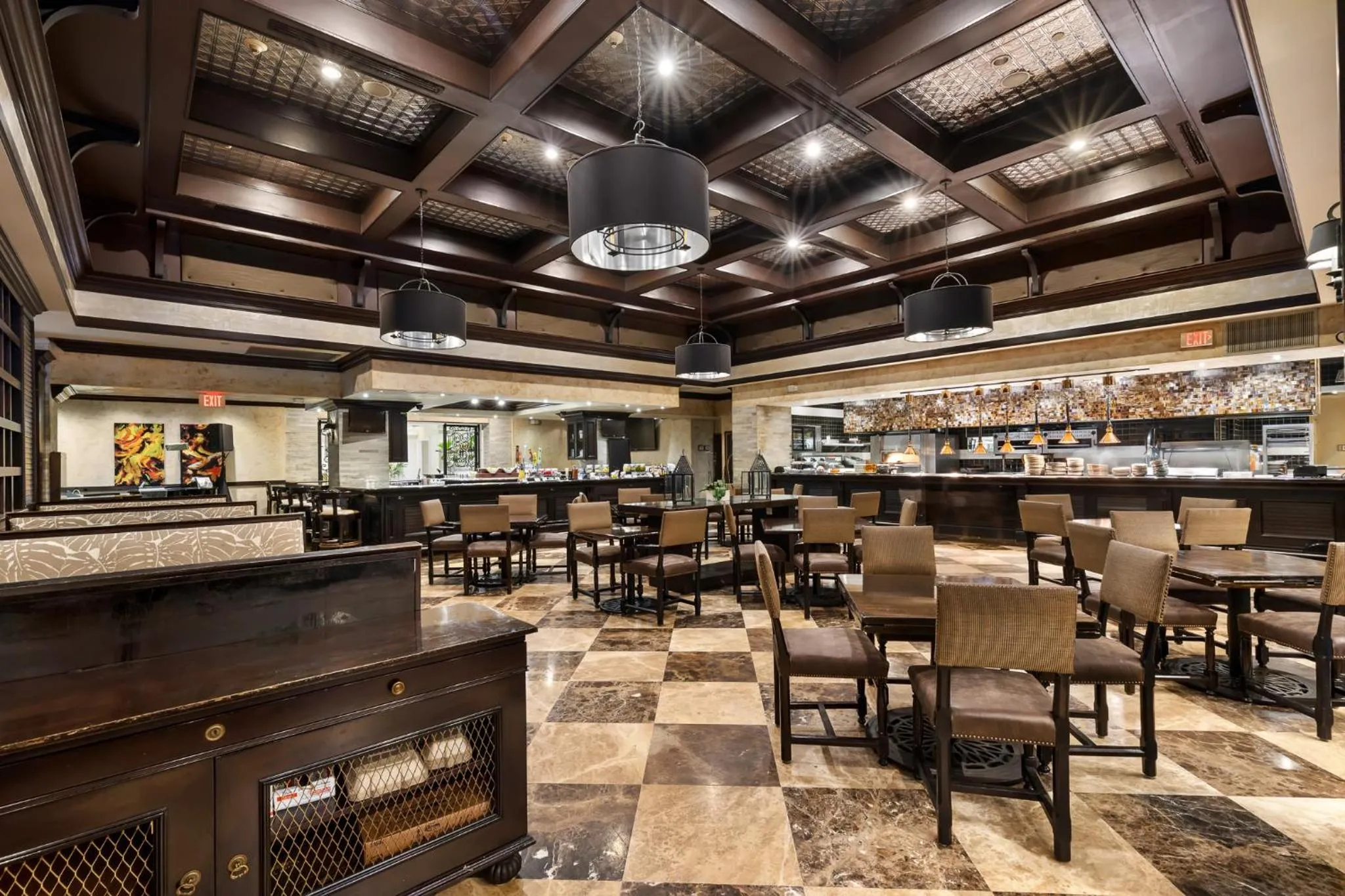 Restaurant/places to eat in Beachside Resort & Residences