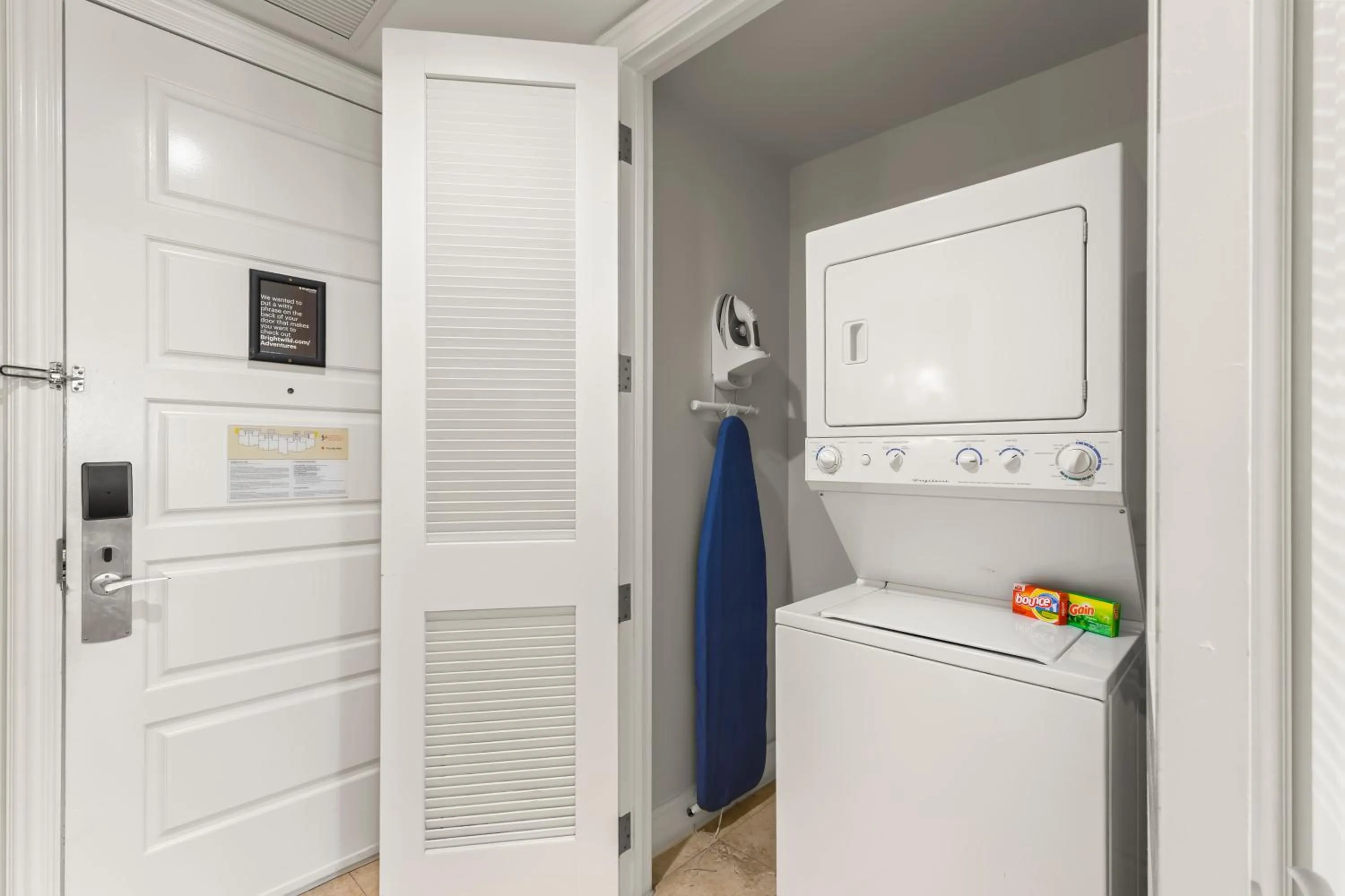 laundry in Beachside Resort & Residences