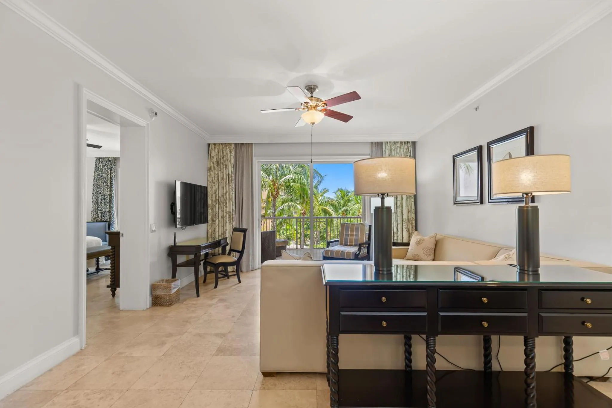 Living room in Beachside Resort & Residences