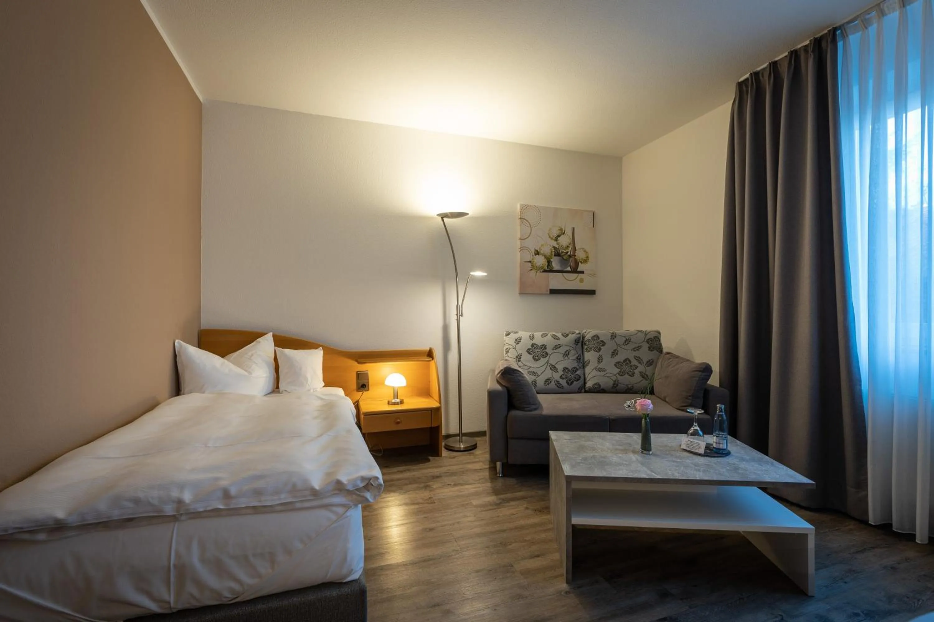 Bed in Hotel Pfälzer Hof GmbH