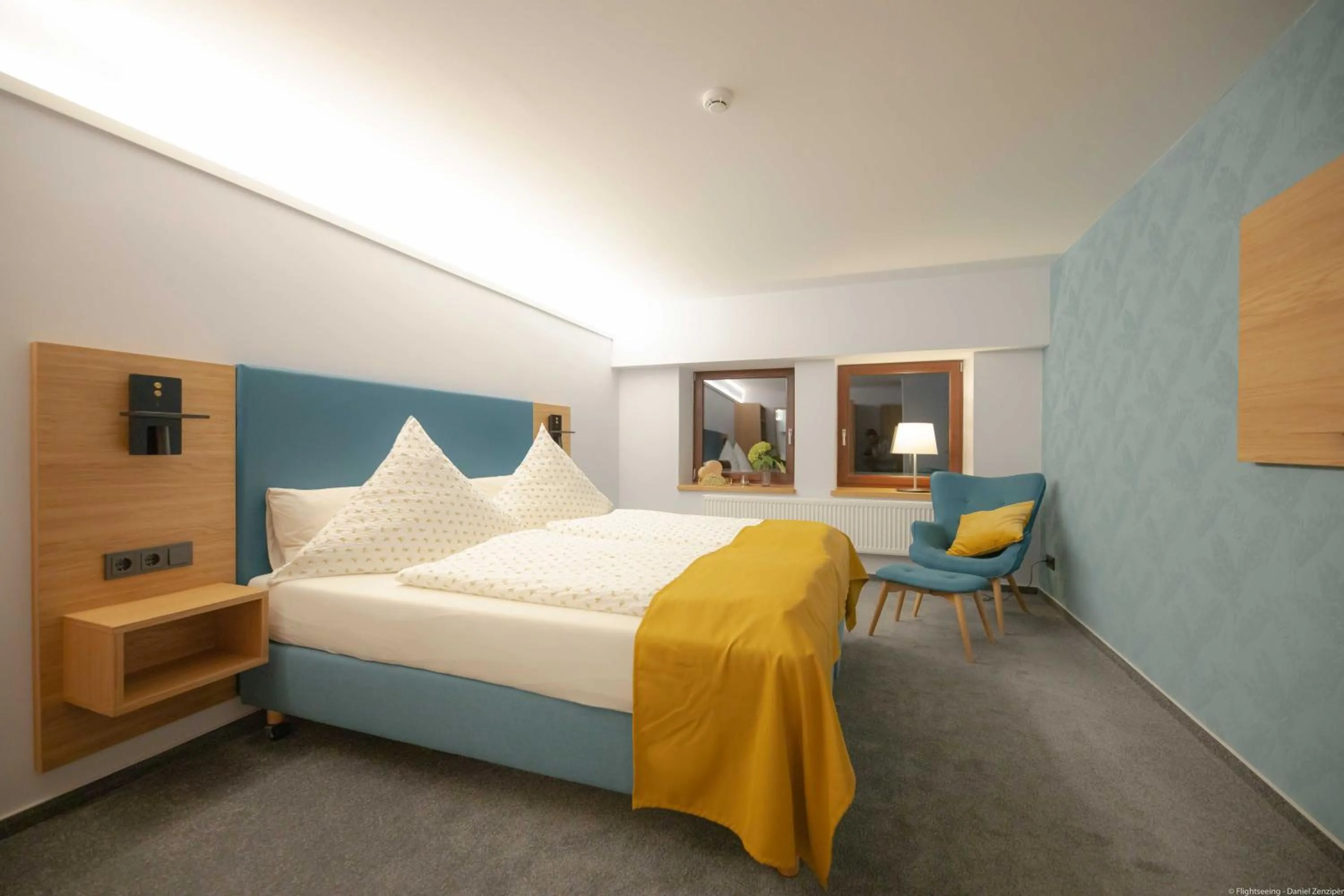 Bed in Landhotel Zur Guten Einkehr