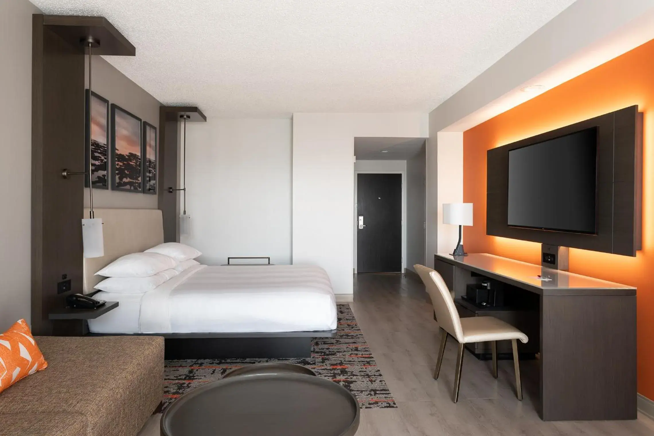 Executive King Room with Sofa Bed in Fort Lauderdale Marriott Coral Springs Hotel & Convention Center Executive King Room with Sofa Bed in Fort Lauderdale Marriott Coral Springs Hotel & Convention Center