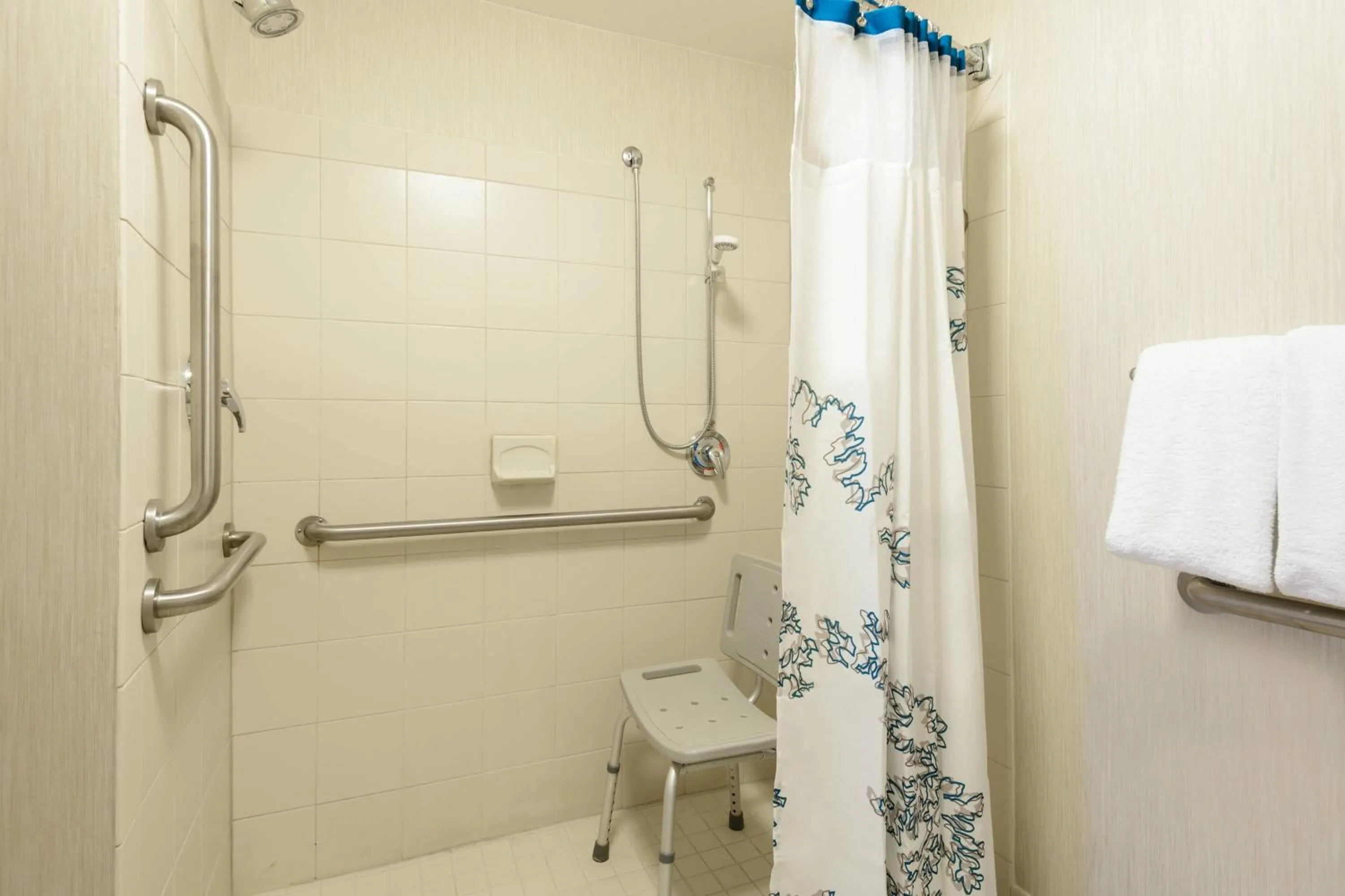 Bathroom in Residence Inn Fort Lauderdale SW/Miramar