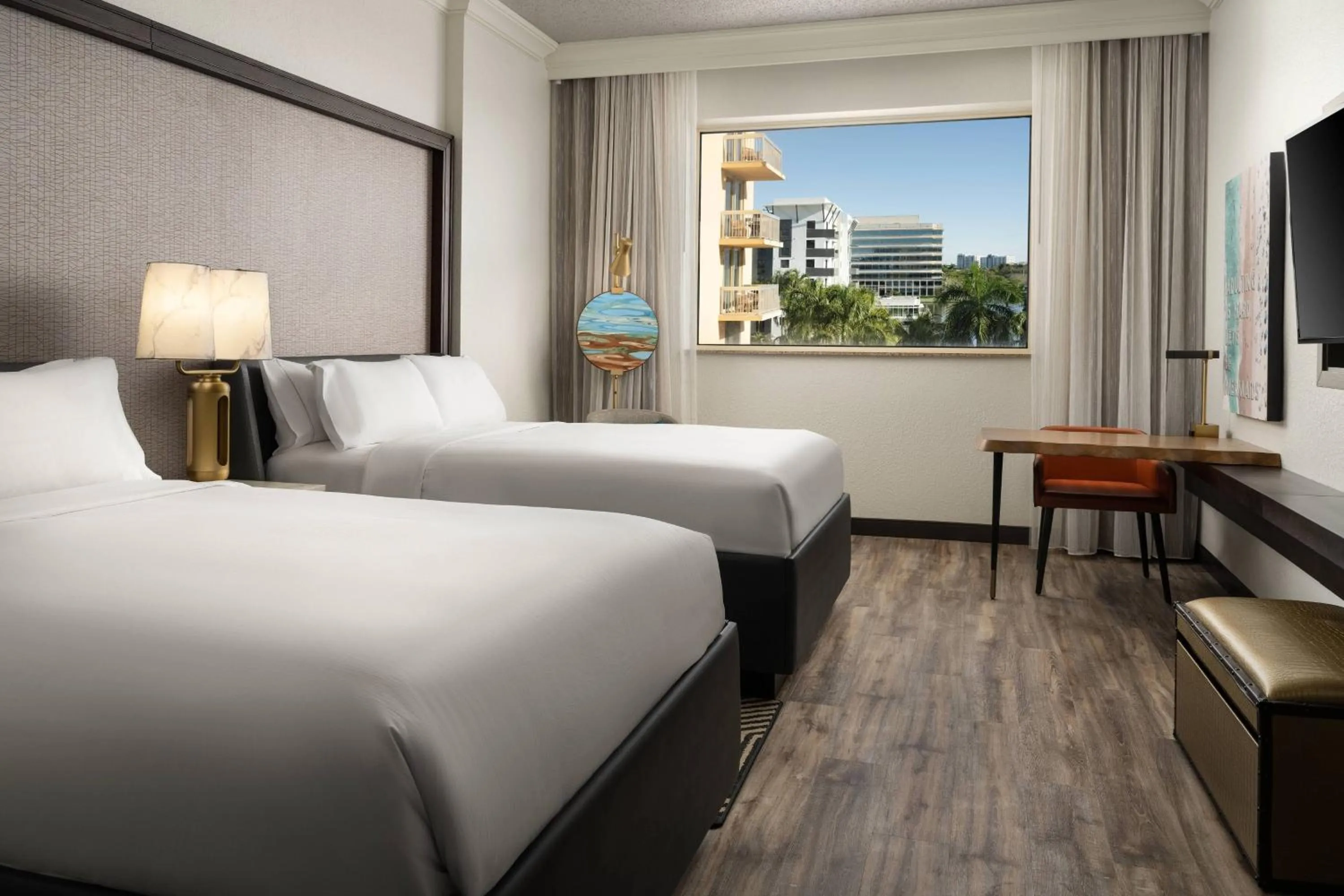 Photo of the whole room, Bed in Renaissance Fort Lauderdale West Hotel