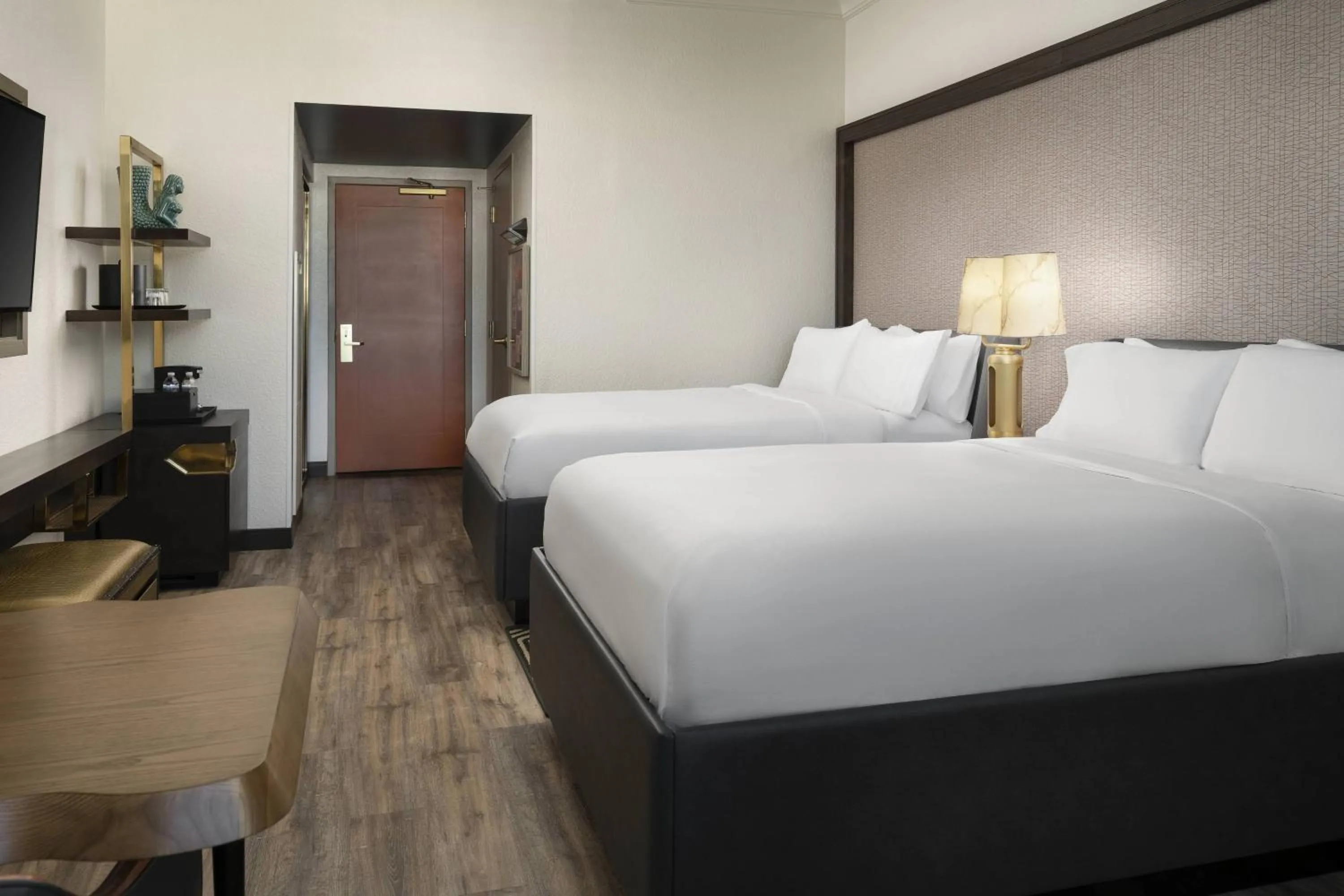 Photo of the whole room, Bed in Renaissance Fort Lauderdale West Hotel