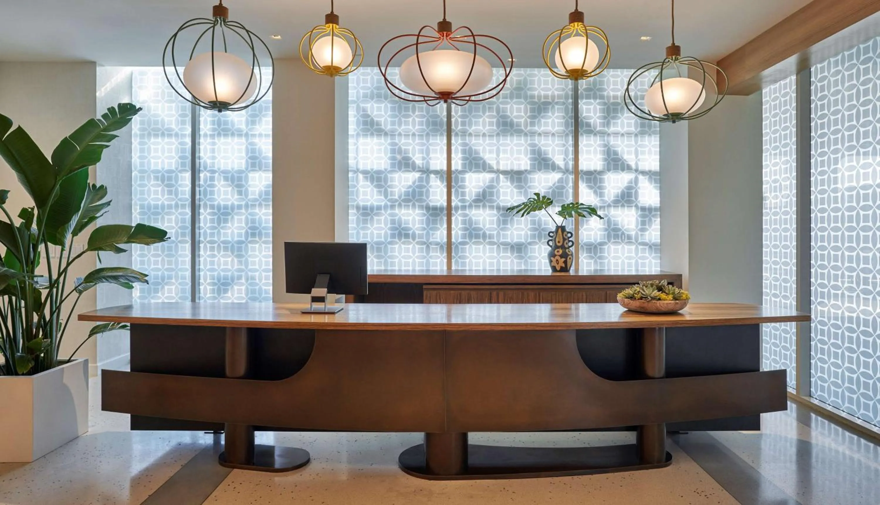 Facade/entrance in Viceroy Santa Monica