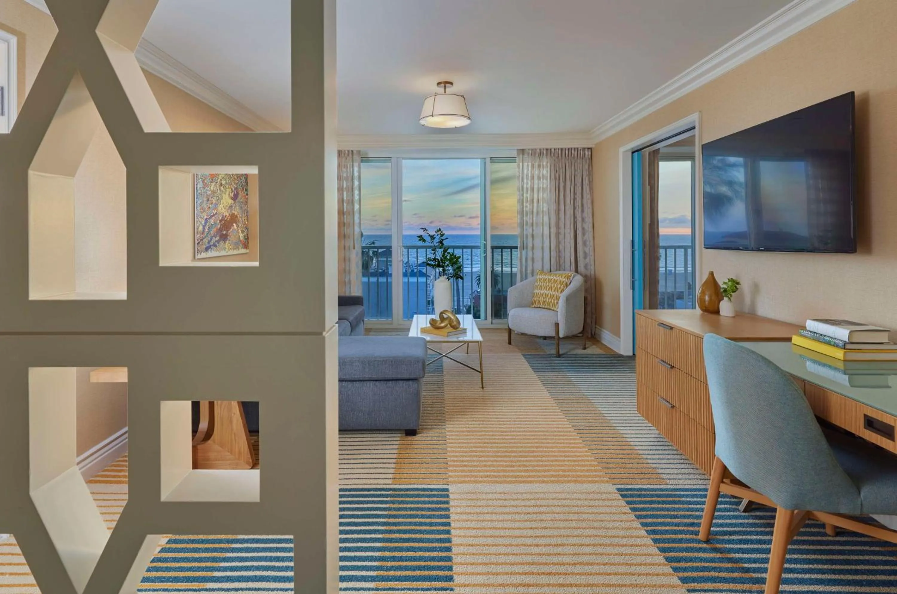 Photo of the whole room in Viceroy Santa Monica