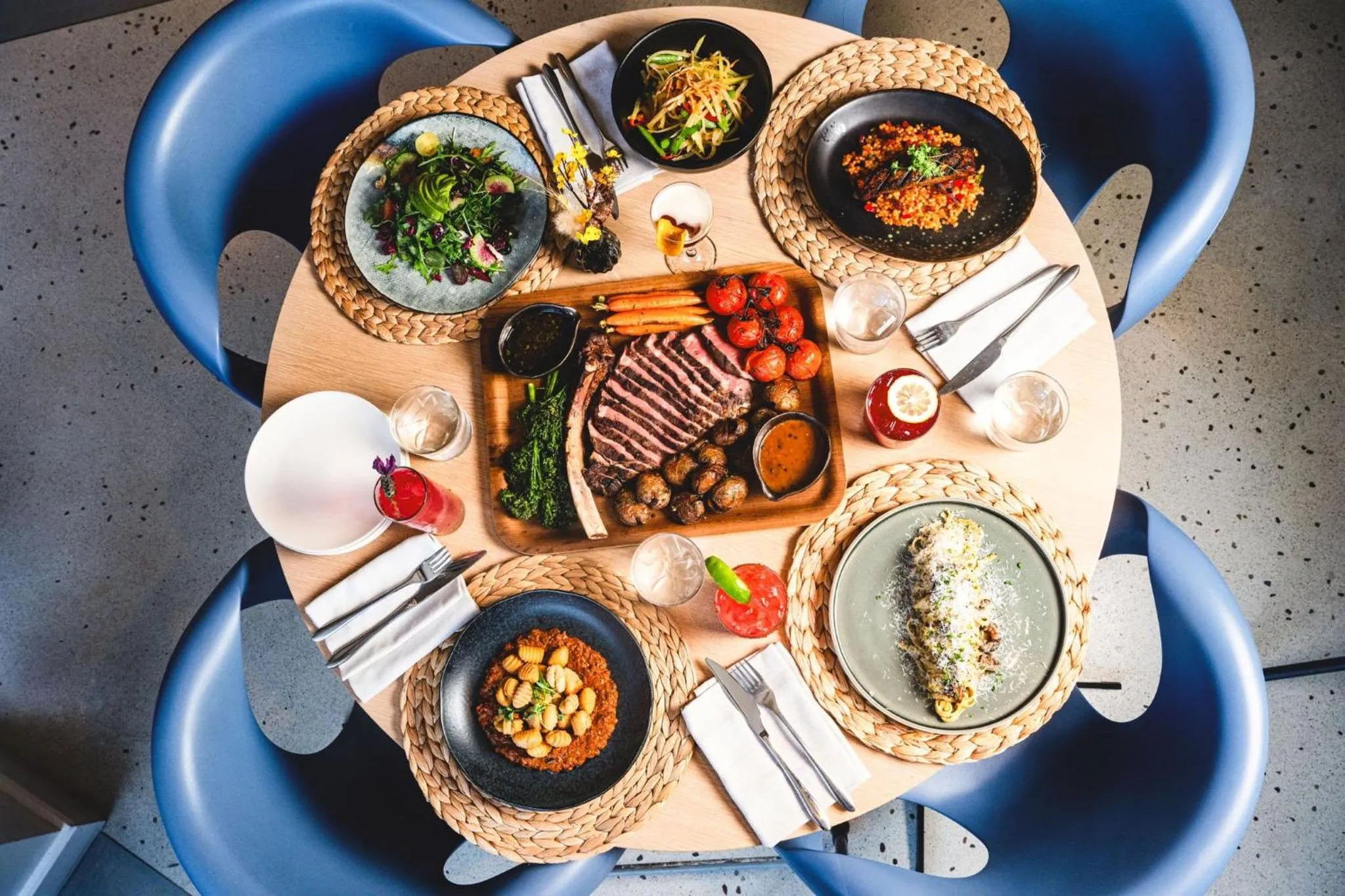 Restaurant/places to eat in Viceroy Santa Monica