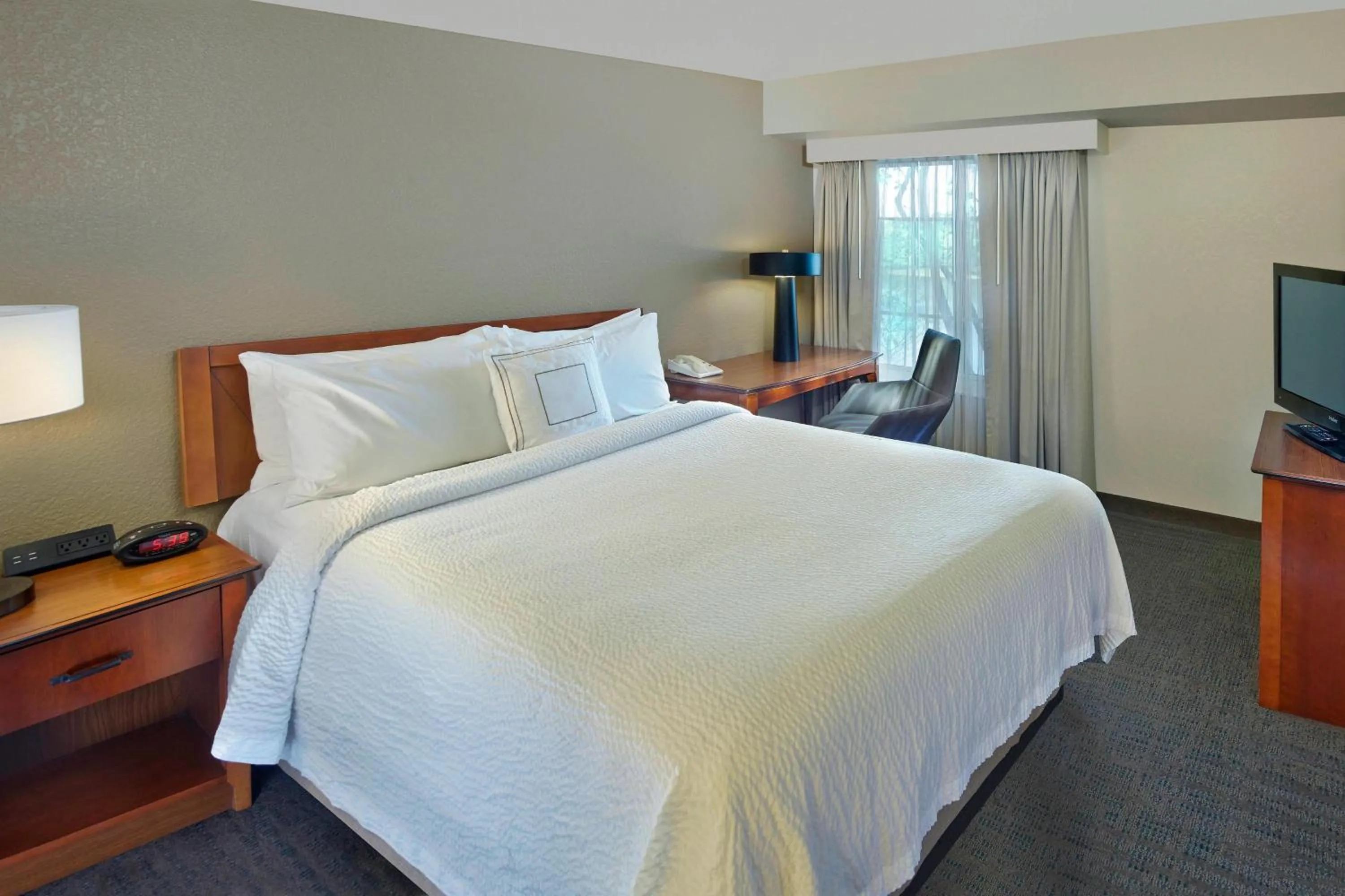 Bedroom, Bed in Residence Inn by Marriott Fort Lauderdale Weston