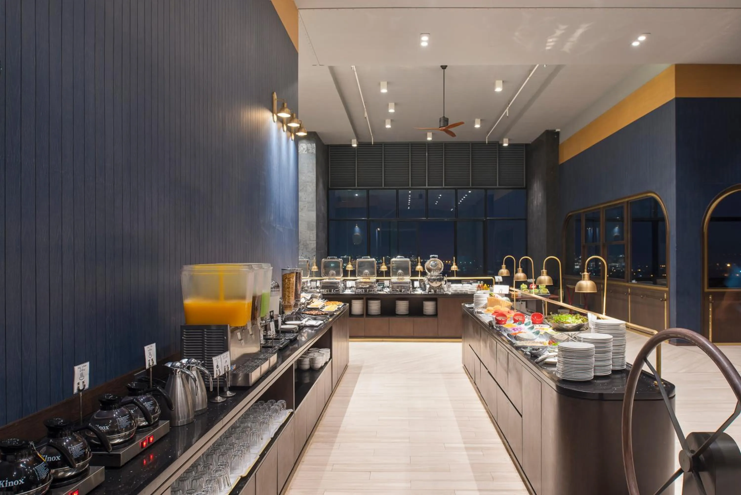 Breakfast in Brighton Grand Hotel Pattaya - SHA Extra Plus