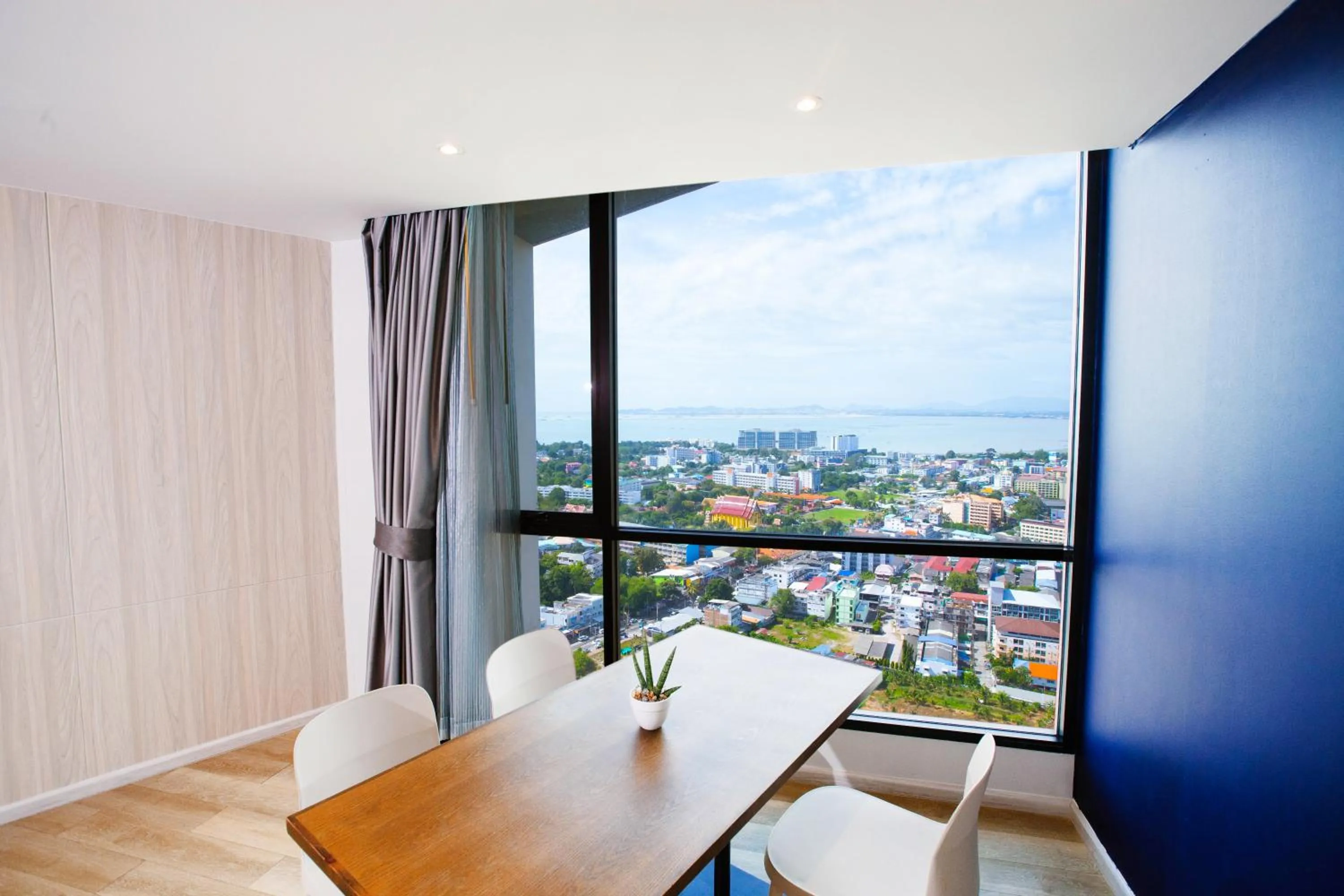 Sea view in Brighton Grand Hotel Pattaya - SHA Extra Plus