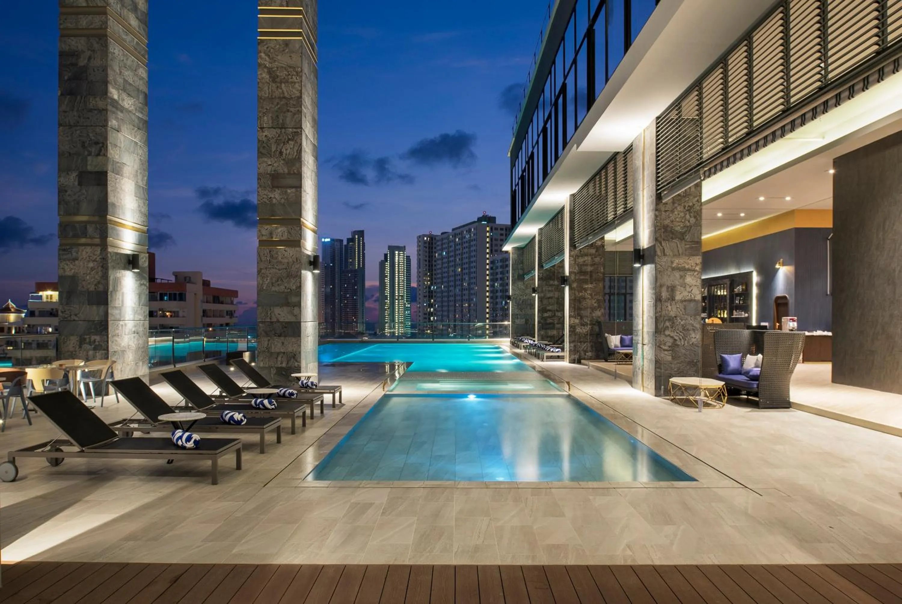 Swimming pool in Brighton Grand Hotel Pattaya - SHA Extra Plus