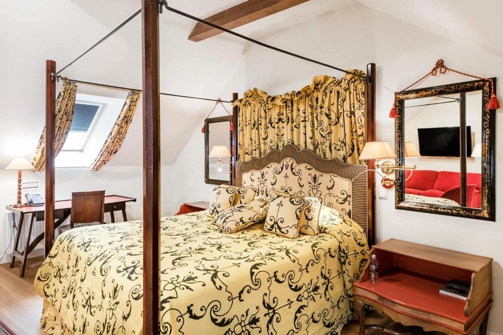 Junior Suite with Spa Access in Stikliai Hotel - Relais & Châteaux