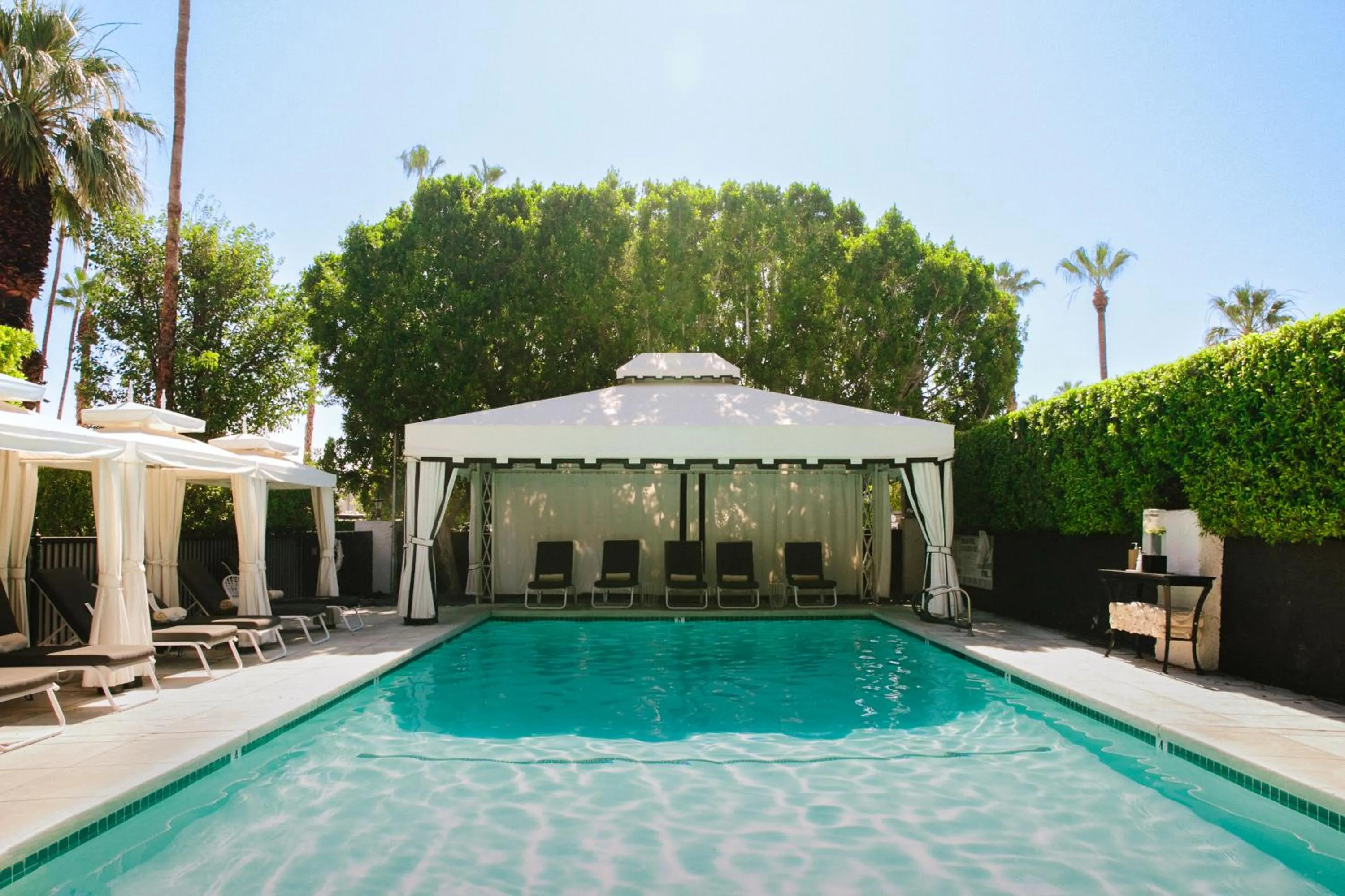 Swimming pool in Avalon Hotel & Bungalows Palm Springs, a Member of Design Hotels