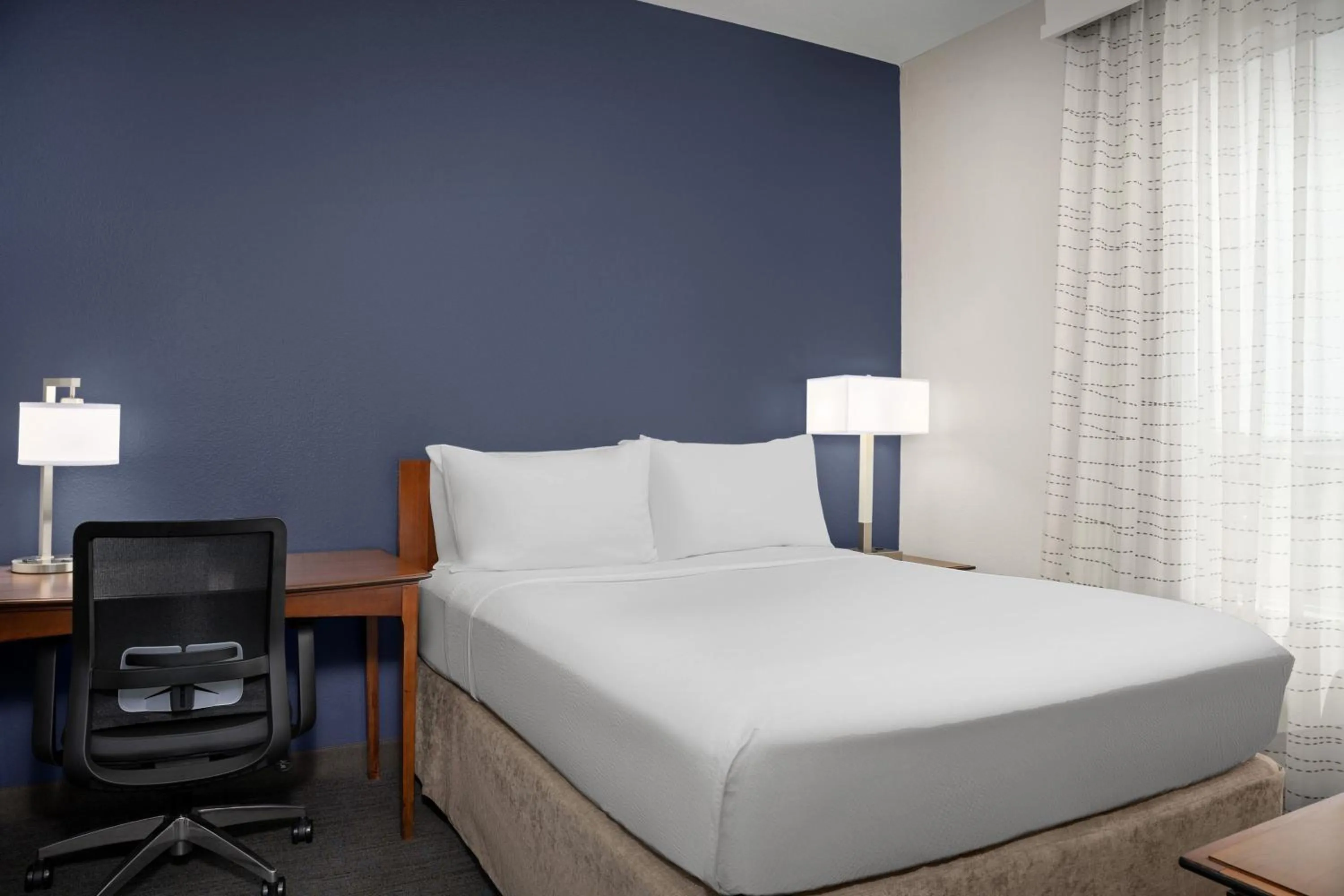 Bedroom, Bed in Residence Inn Houston West Energy Corridor