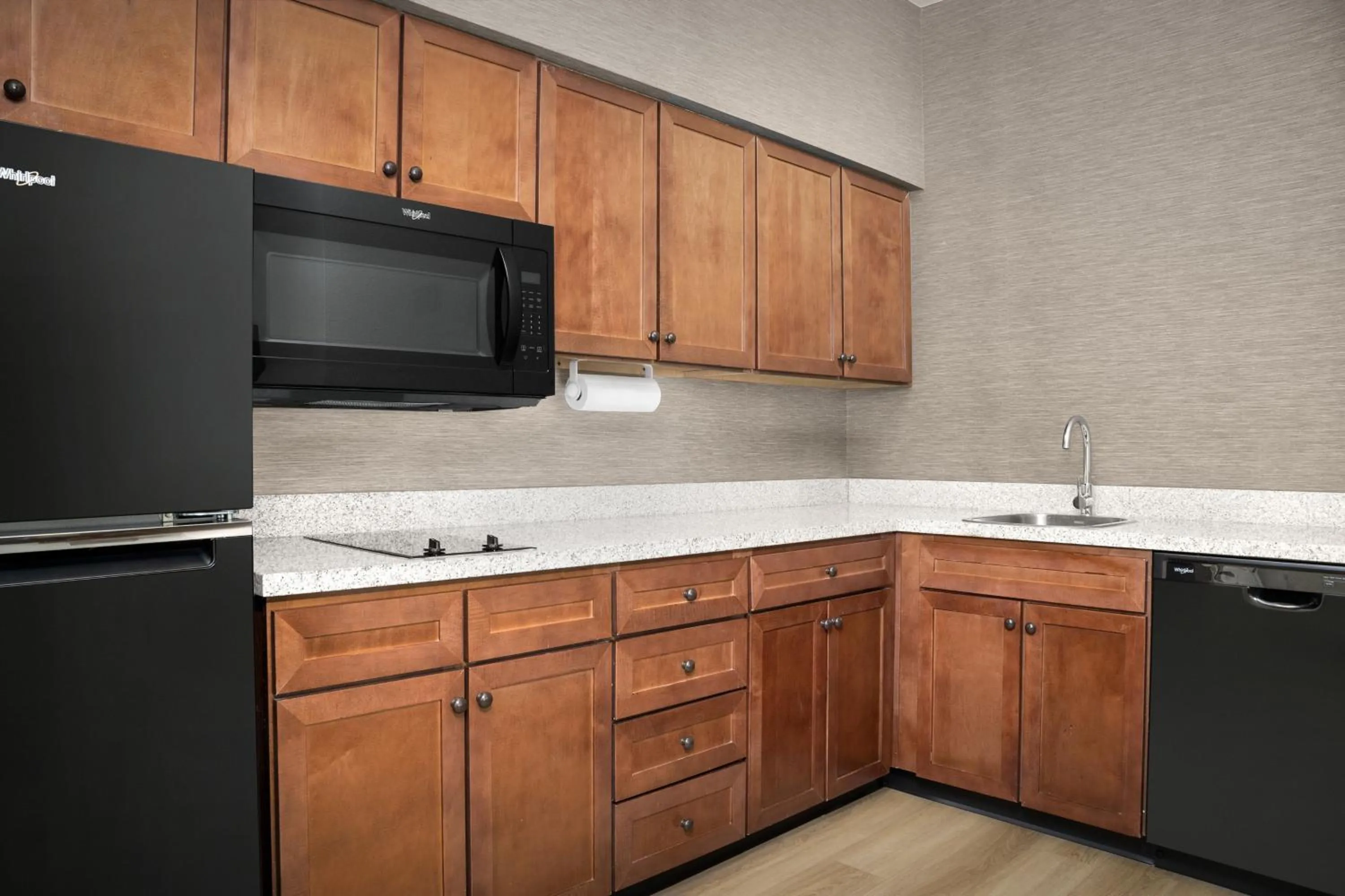 Kitchen or kitchenette in Residence Inn Houston West Energy Corridor
