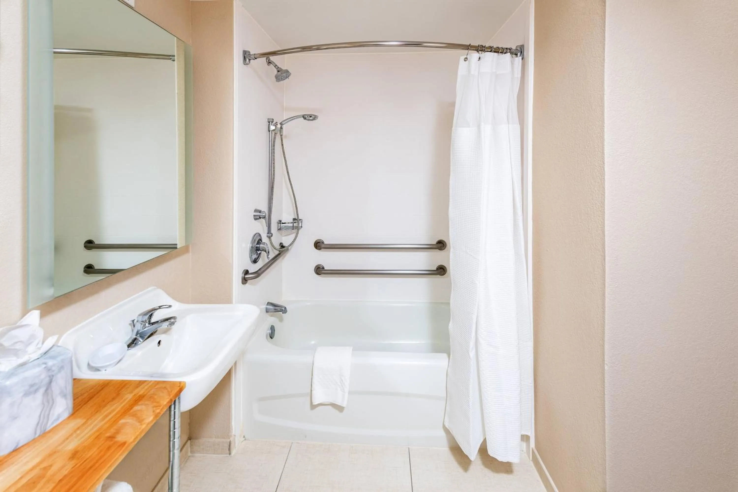 Bathroom in SpringHill Suites Houston Medical Center / NRG Park