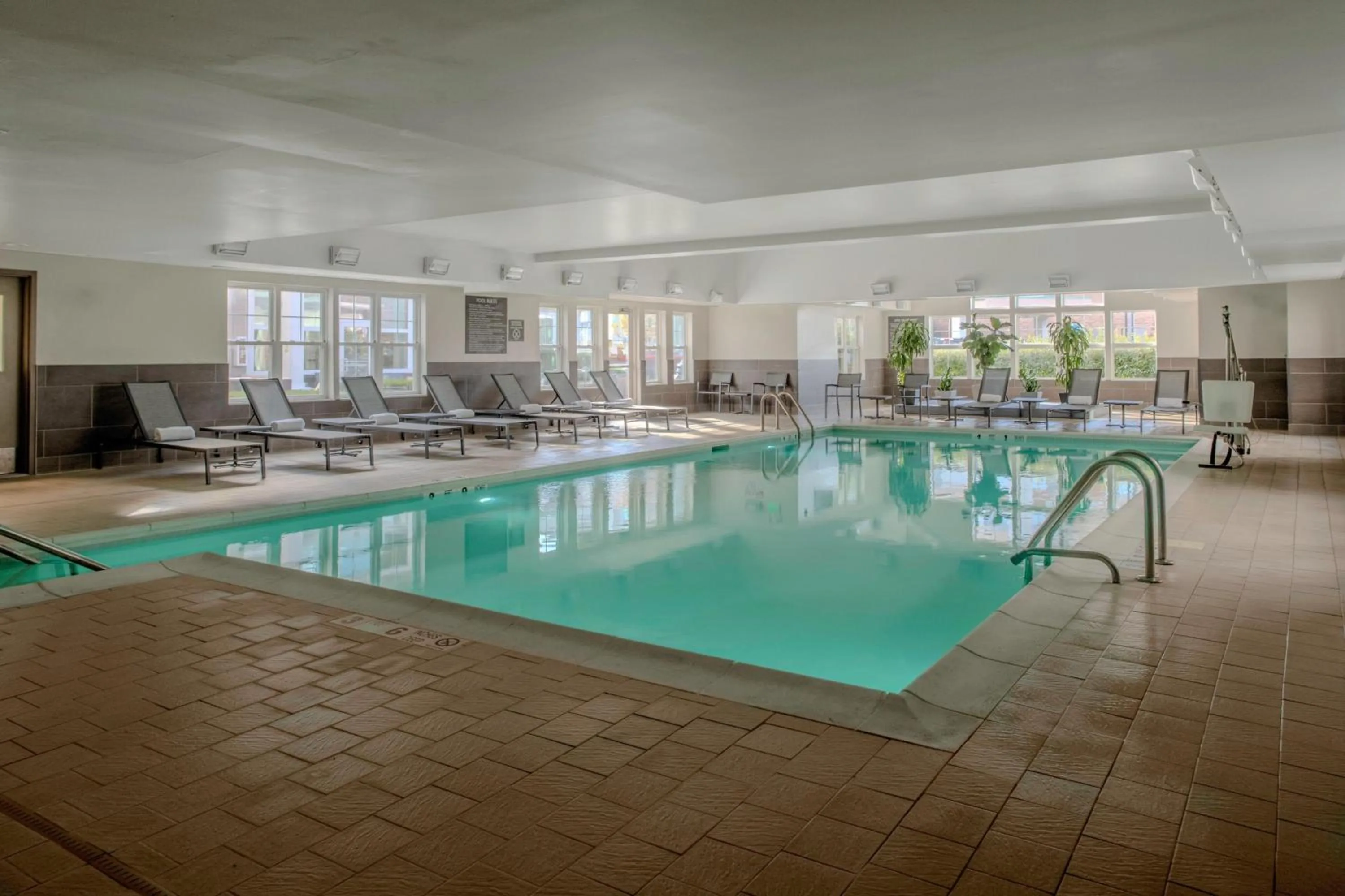 Swimming pool in Residence Inn by Marriott Yonkers Westchester County
