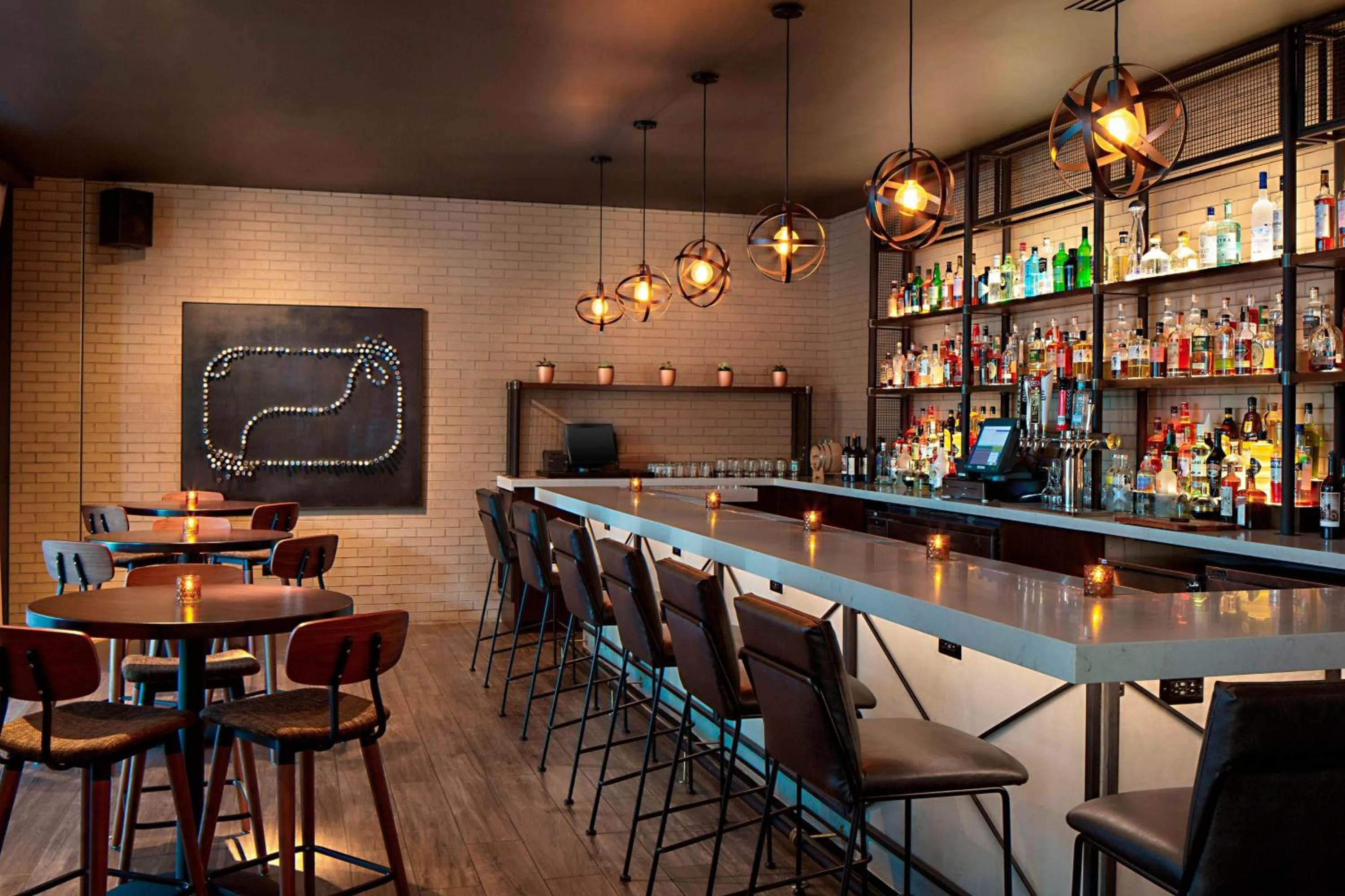 Lounge or bar in Indianapolis Marriott Downtown