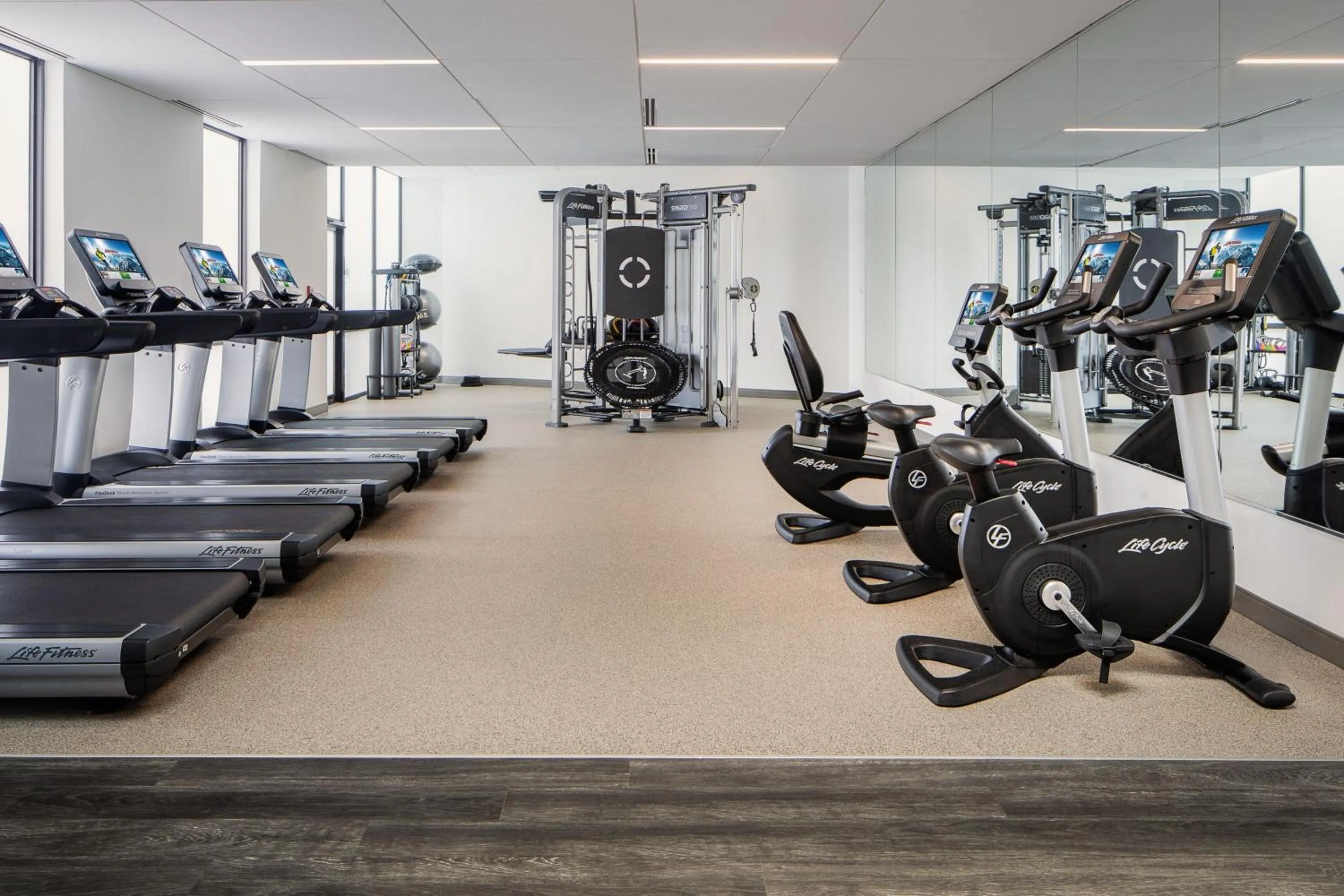 Fitness centre/facilities in Houston Marriott South at Hobby Airport