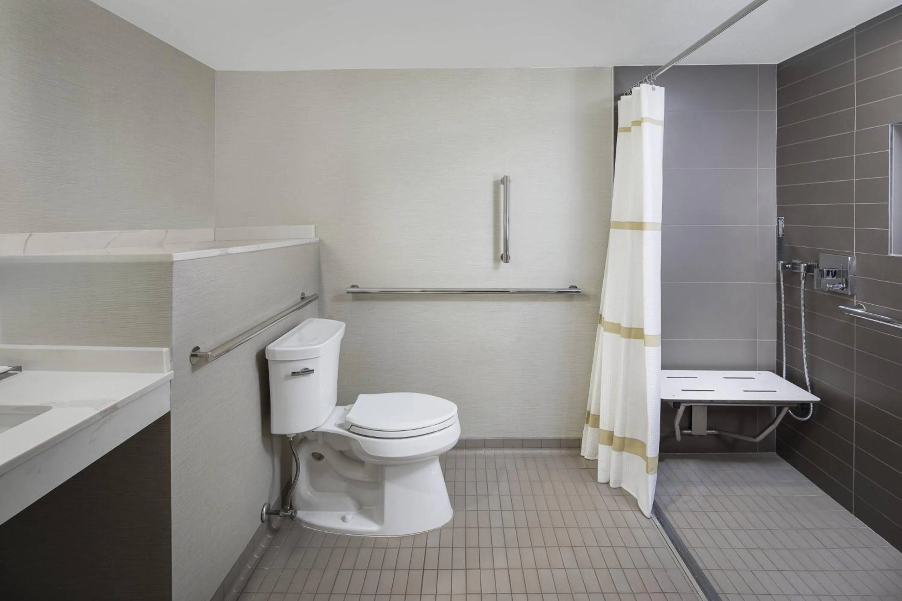 Bathroom in Houston Marriott South at Hobby Airport
