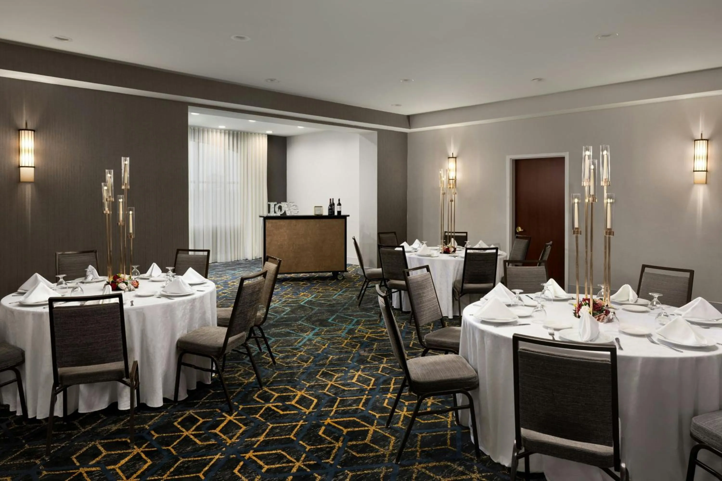 Banquet/Function facilities in Courtyard Long Island MacArthur Airport