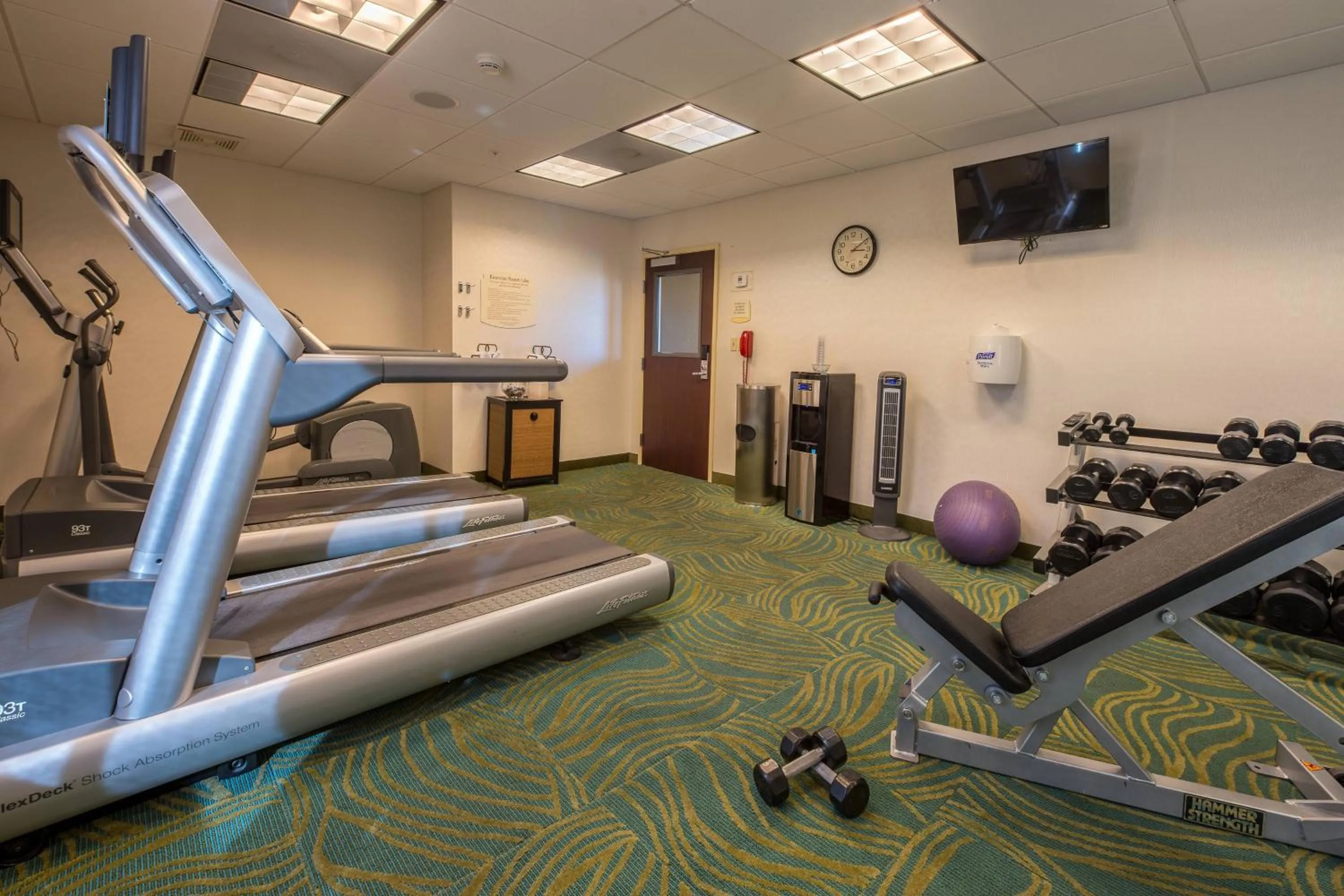 Fitness centre/facilities in SpringHill Suites Ridgecrest