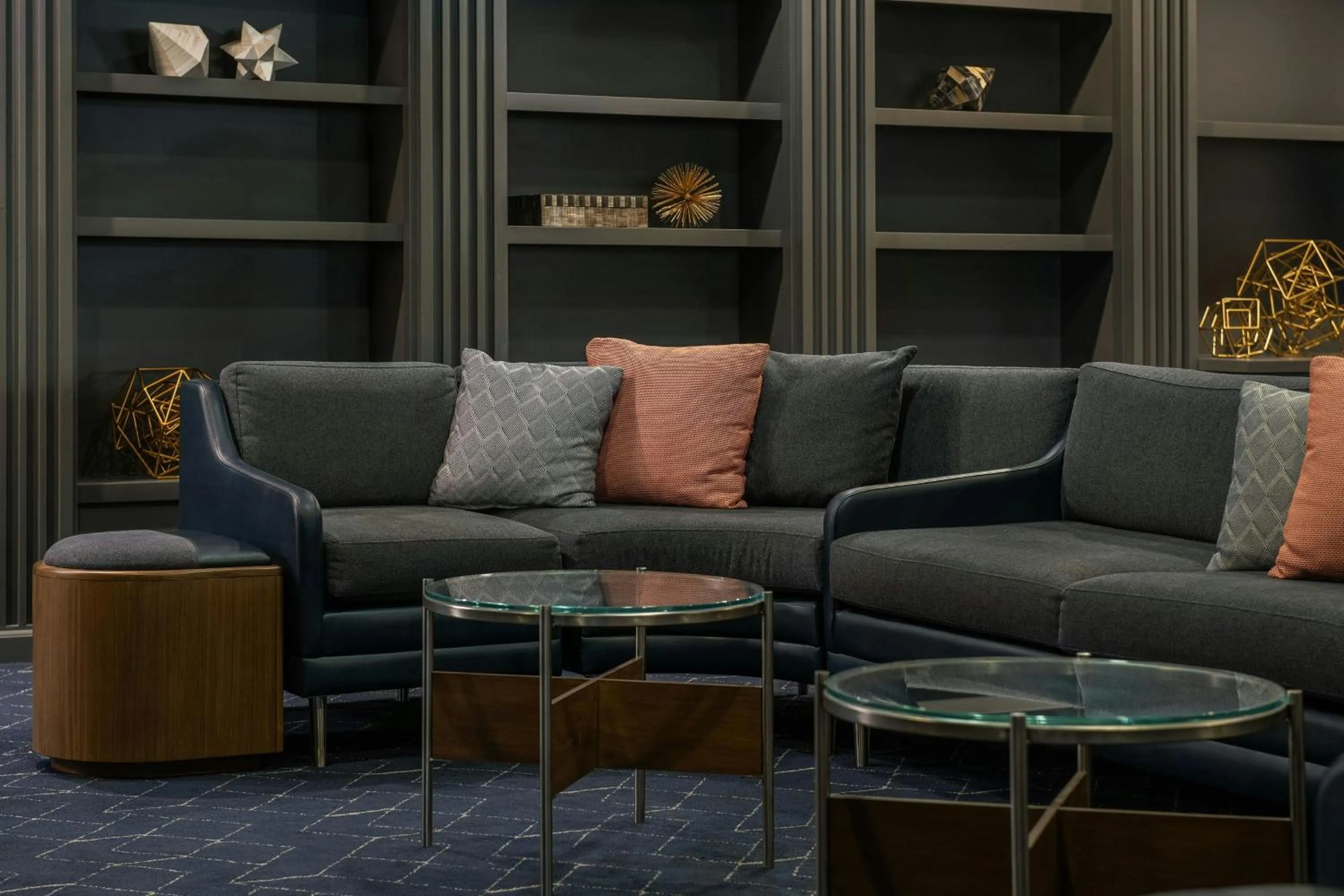 Lobby or reception in Courtyard by Marriott Los Angeles Pasadena/Monrovia