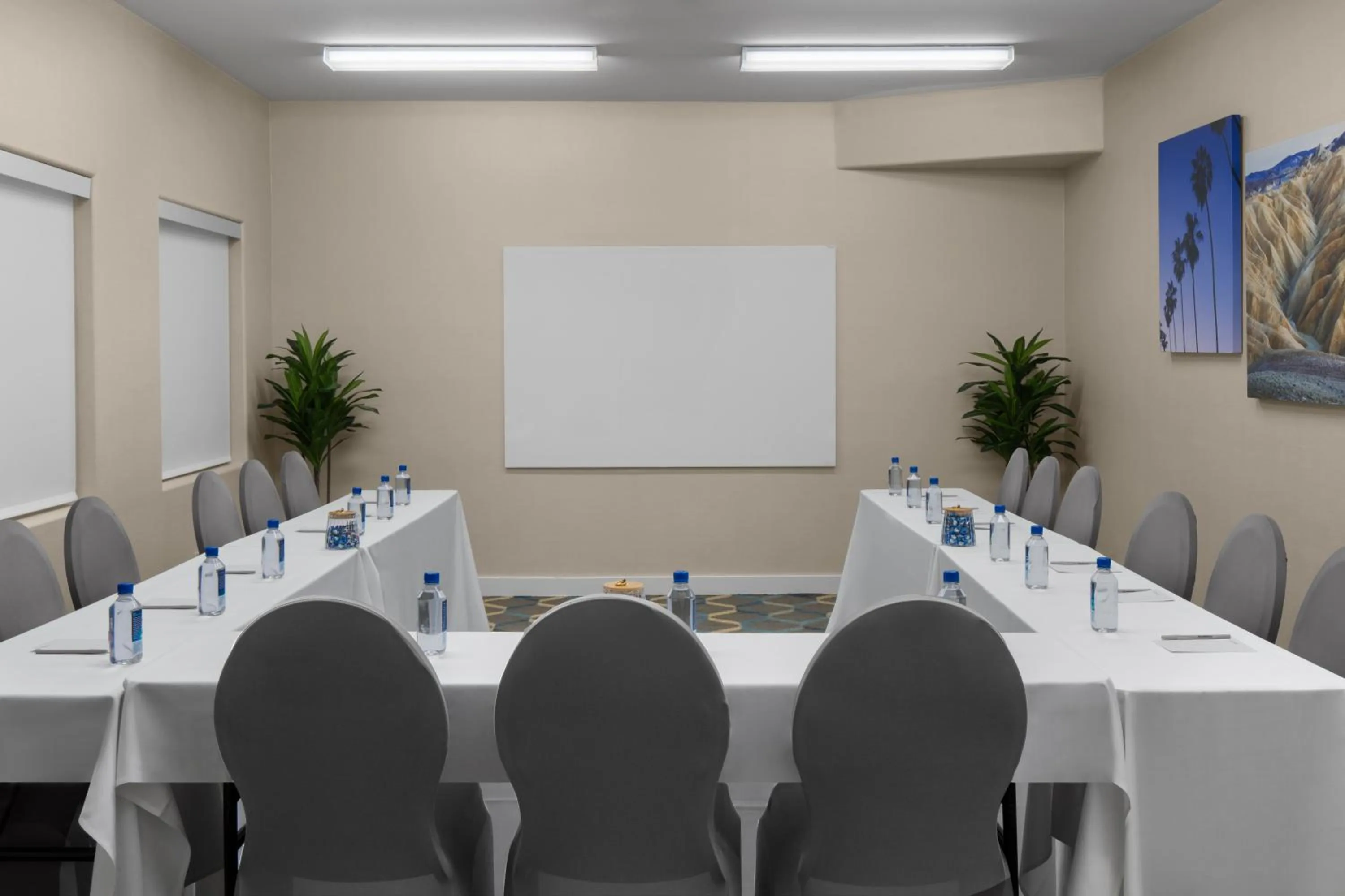 Meeting/conference room in Residence Inn by Marriott Santa Clarita Valencia