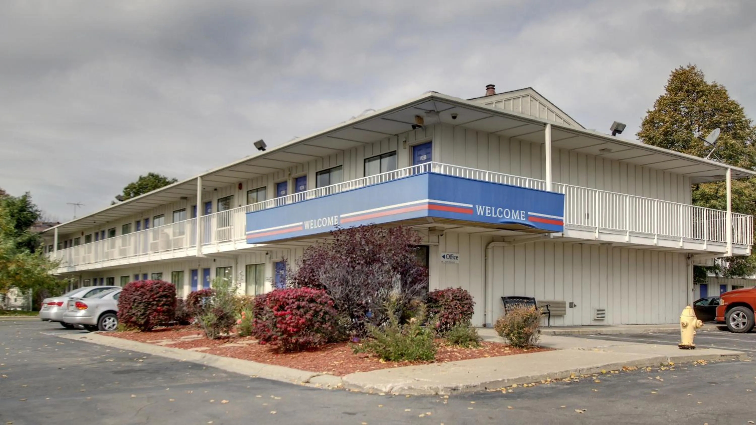 Facade/entrance in Motel 6-Des Moines, IA - North