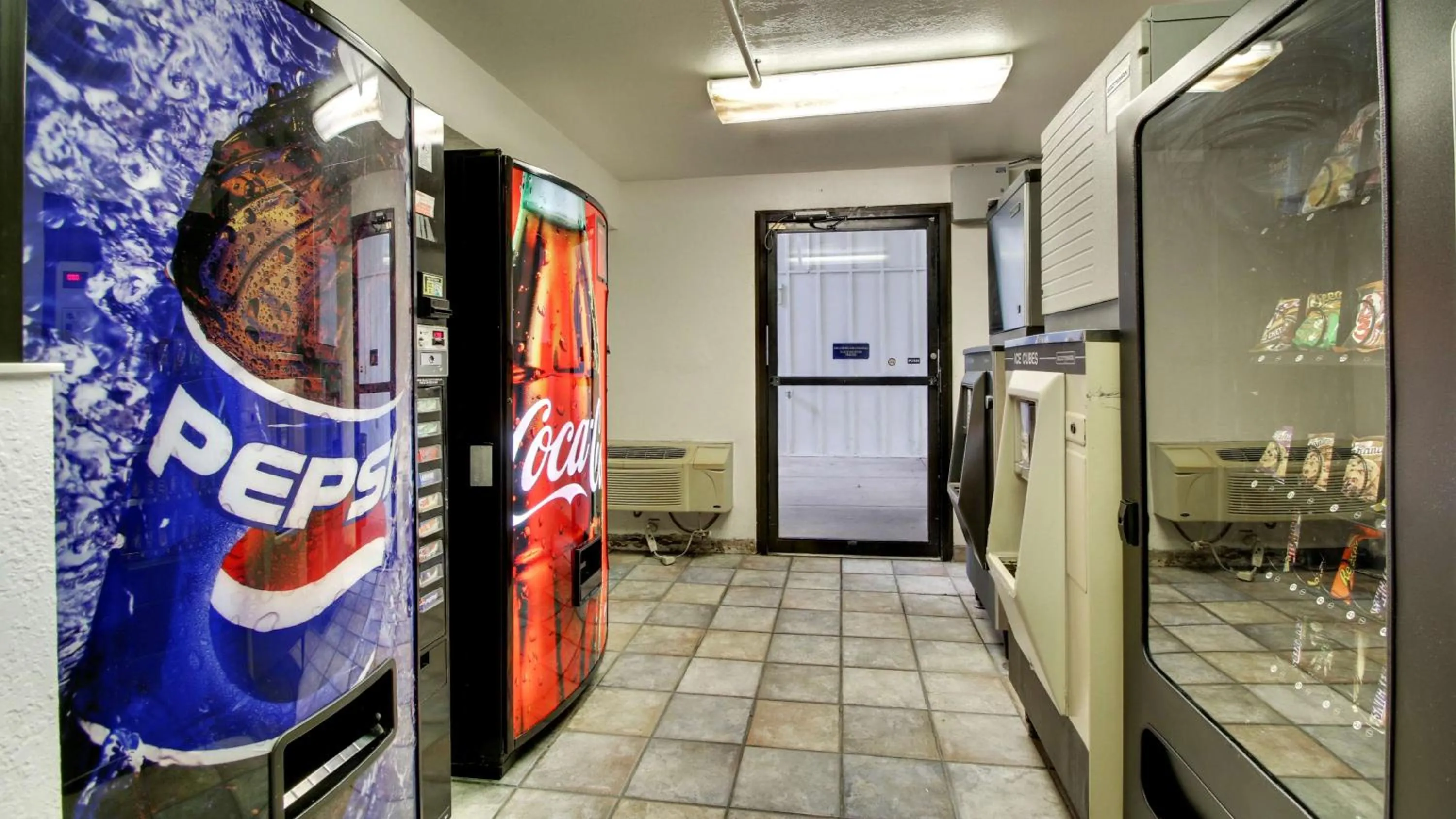 On site in Motel 6-Des Moines, IA - North