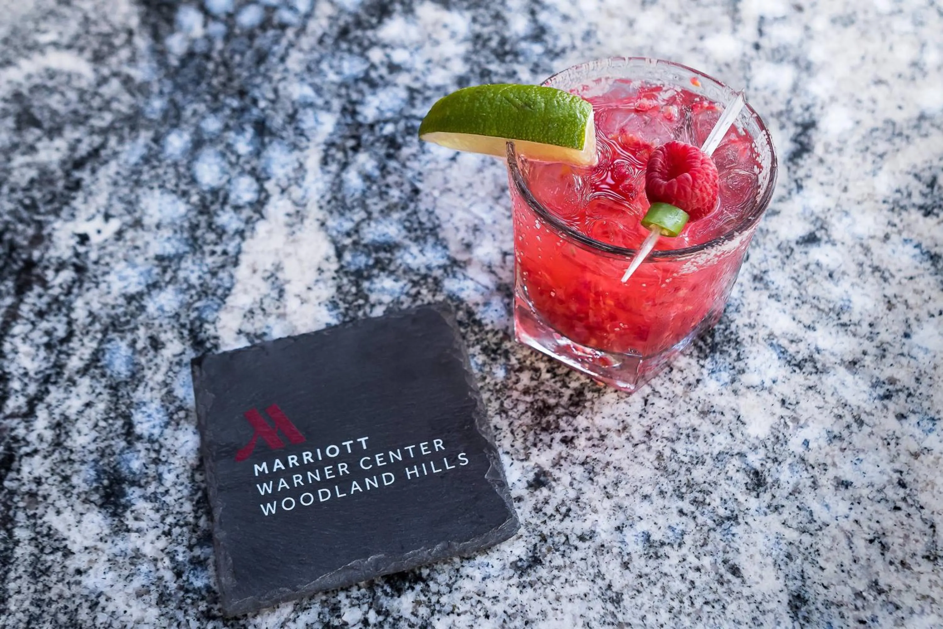 Restaurant/places to eat in Warner Center Marriott Woodland Hills