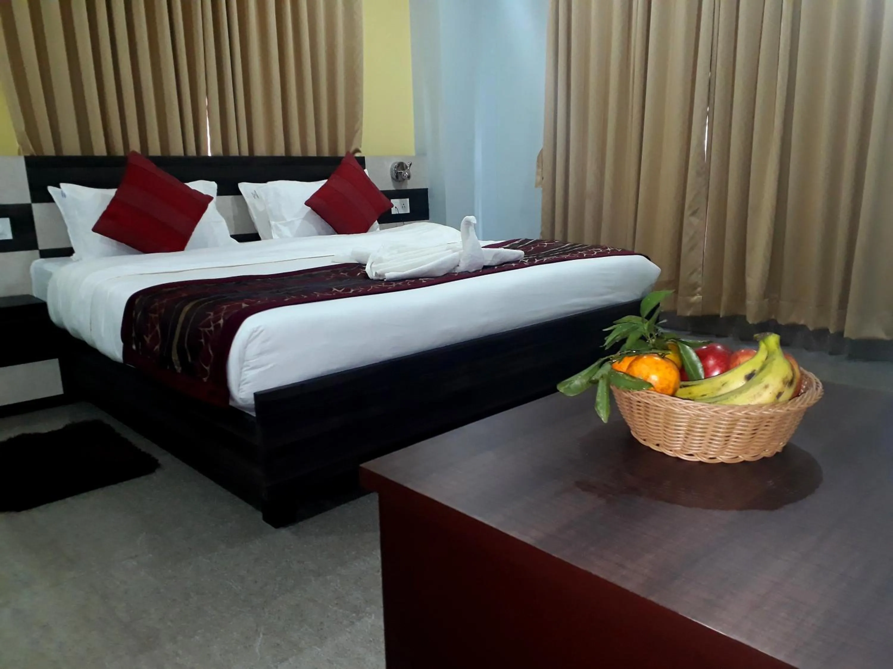 Bedroom, Bed in The Loft Hotel, Siliguri