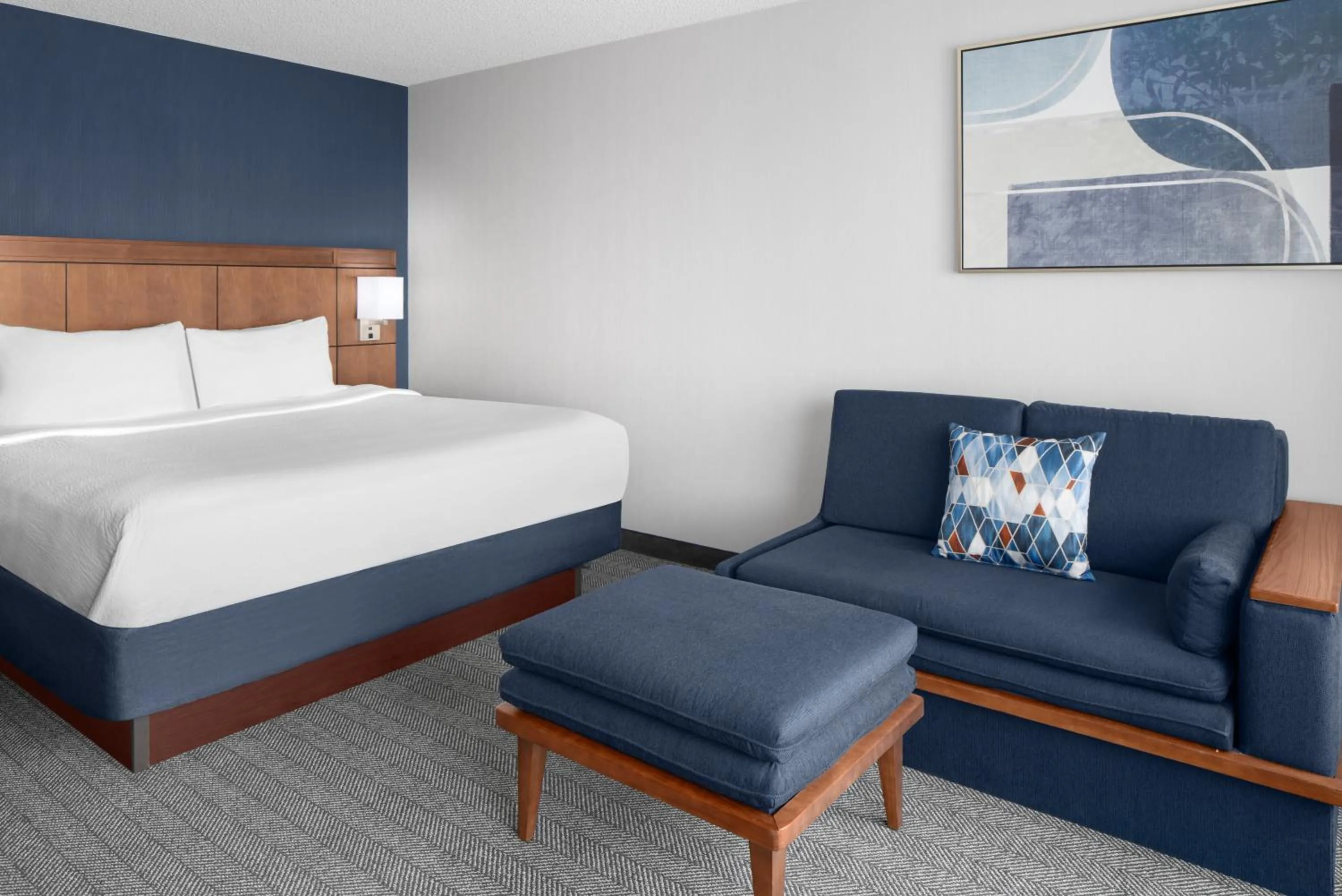 Bedroom, Bed in Courtyard by Marriott Cypress Anaheim / Orange County