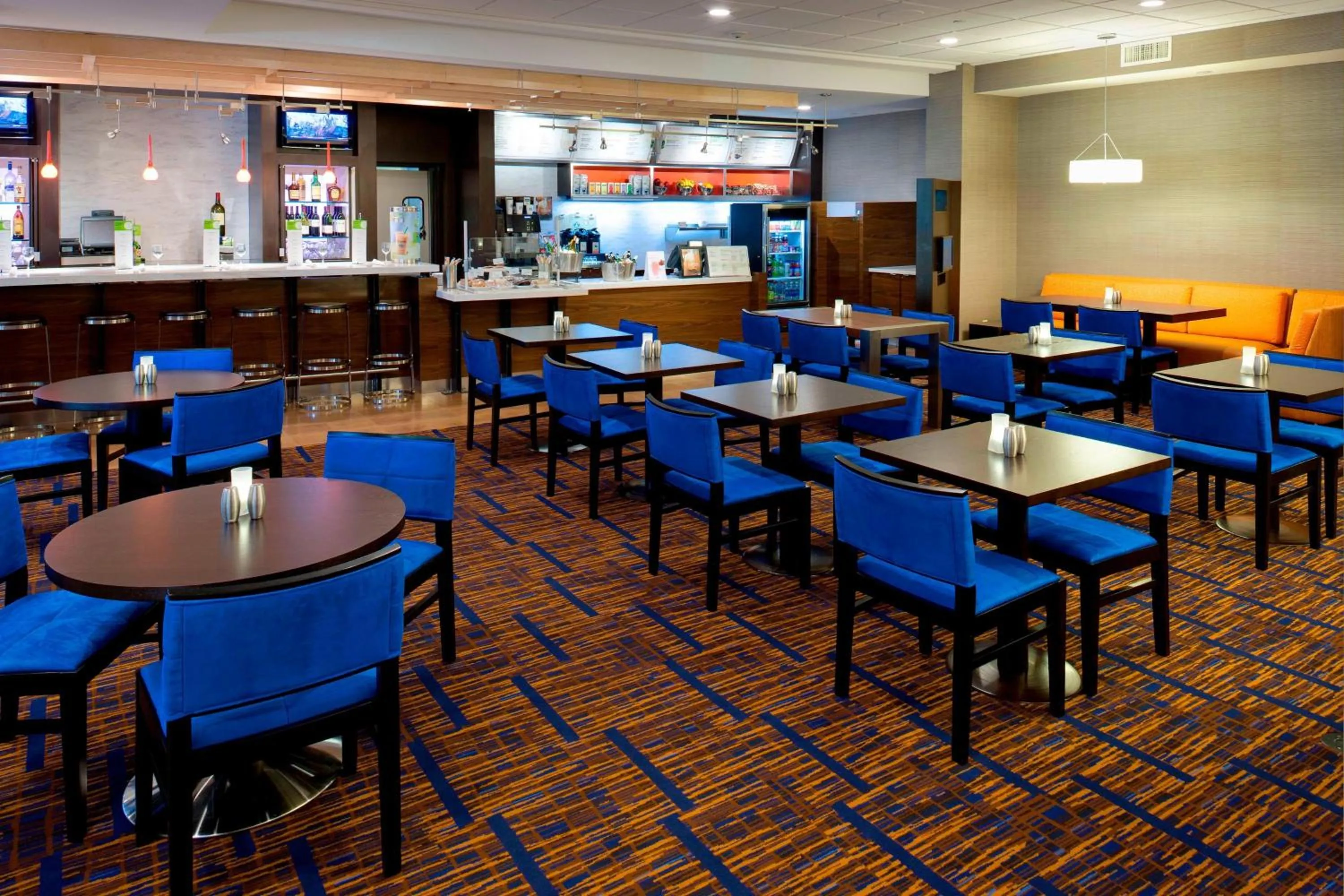 Restaurant/places to eat in Courtyard by Marriott Cypress Anaheim / Orange County