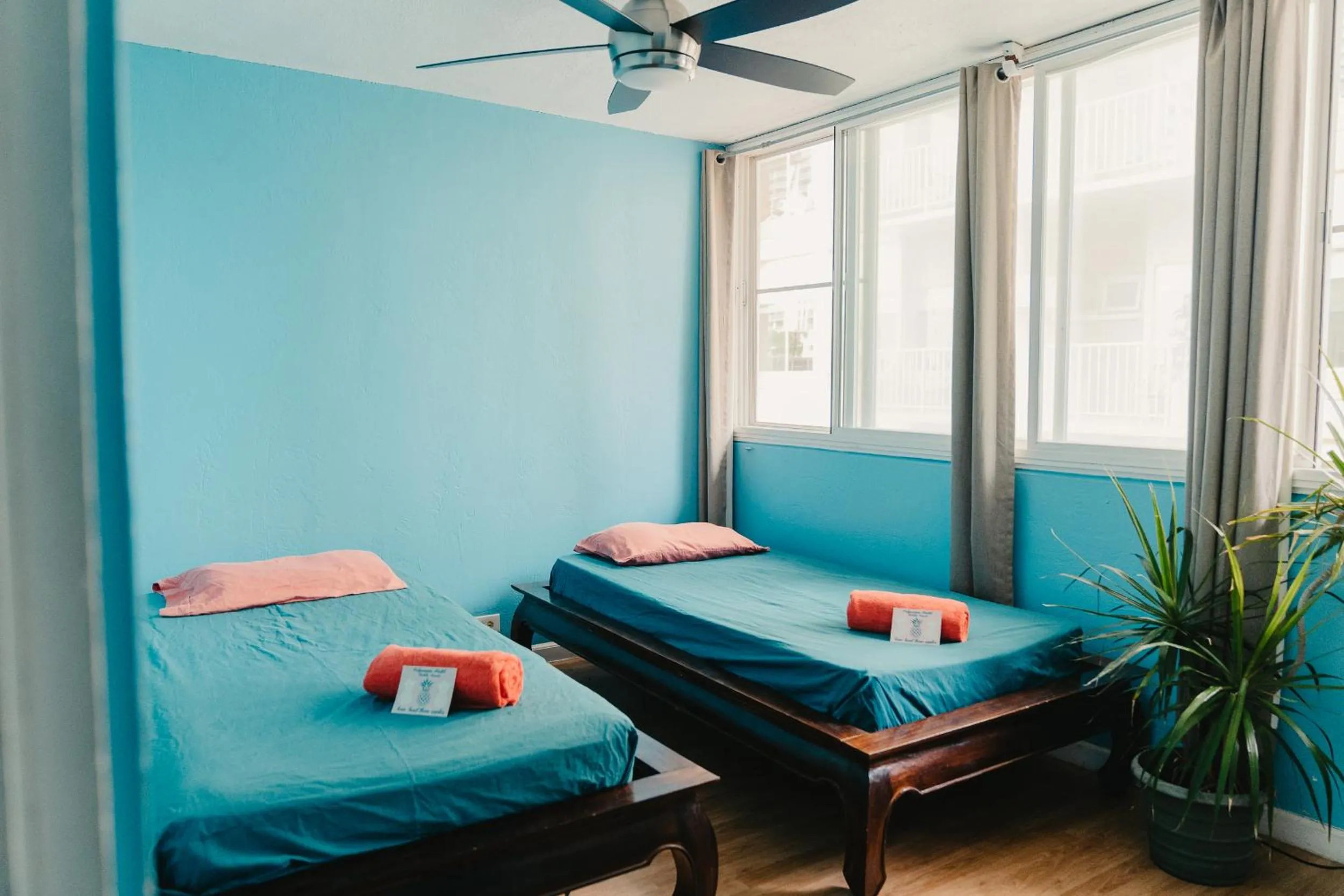 Bedroom, Bed in Polynesian Hostel Beach Club