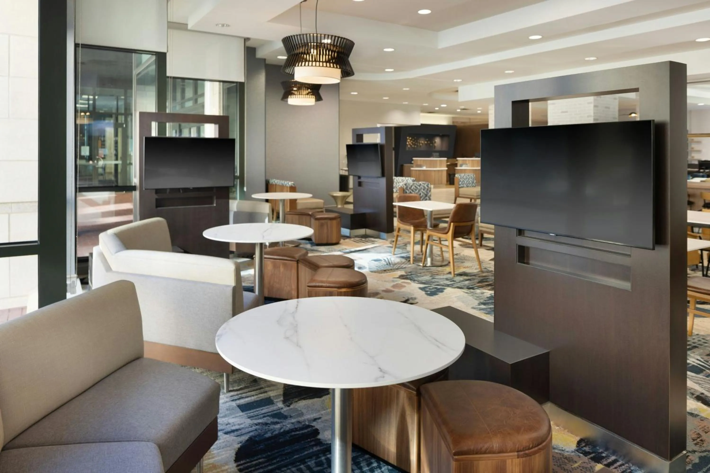 Lobby or reception in Courtyard by Marriott Little Rock Downtown