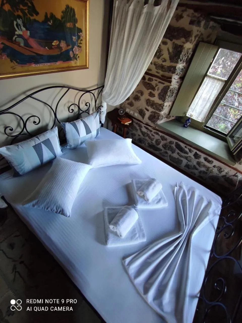 Bed in Bayiri Petit Pension