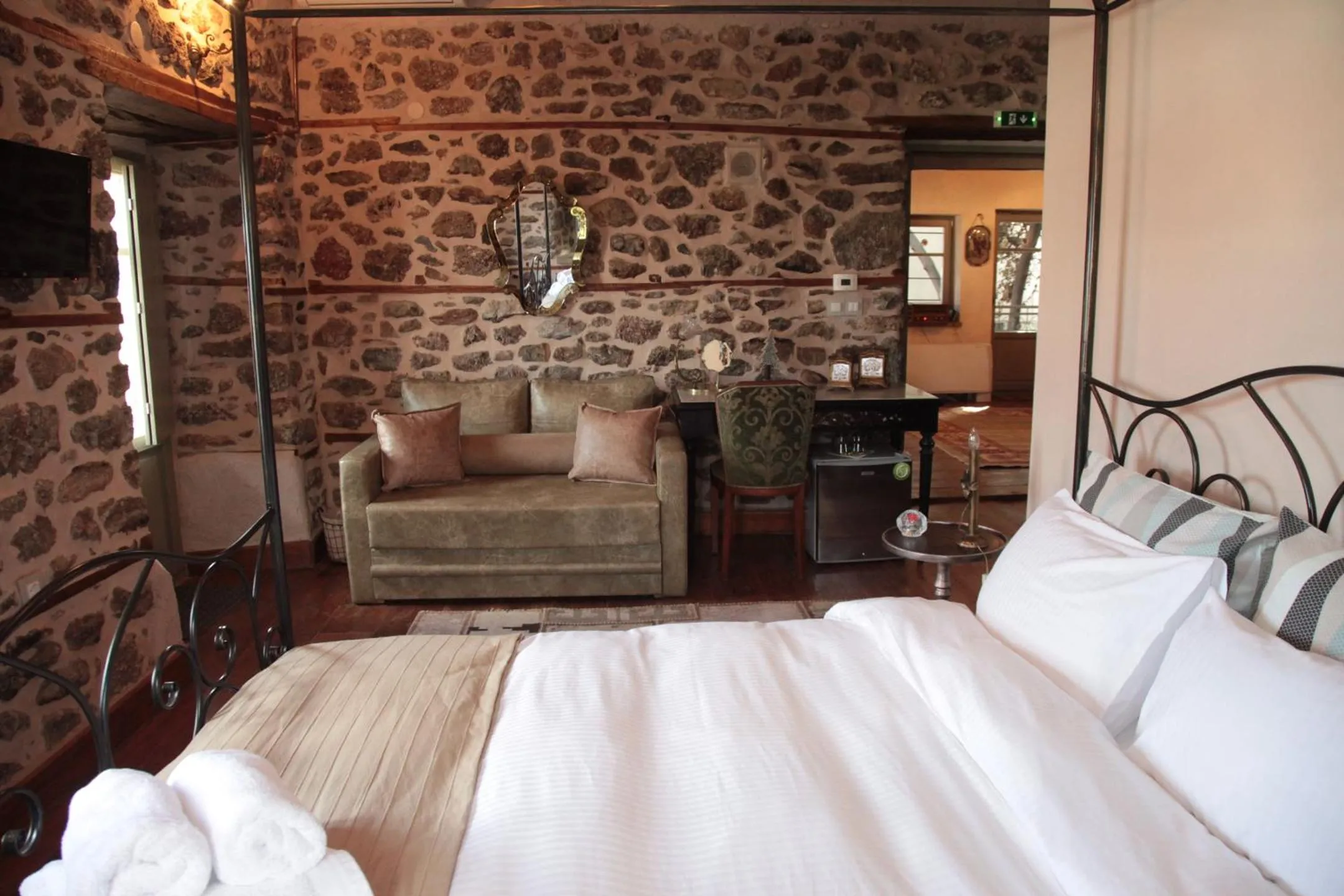 Bed in Bayiri Petit Pension