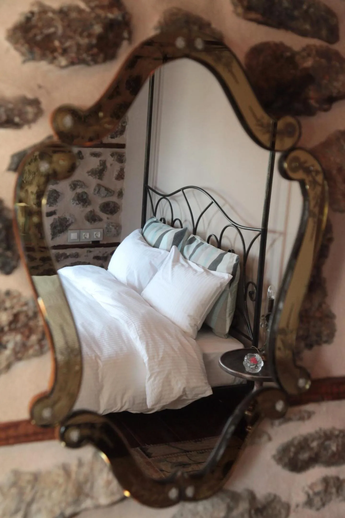 Bed in Bayiri Petit Pension