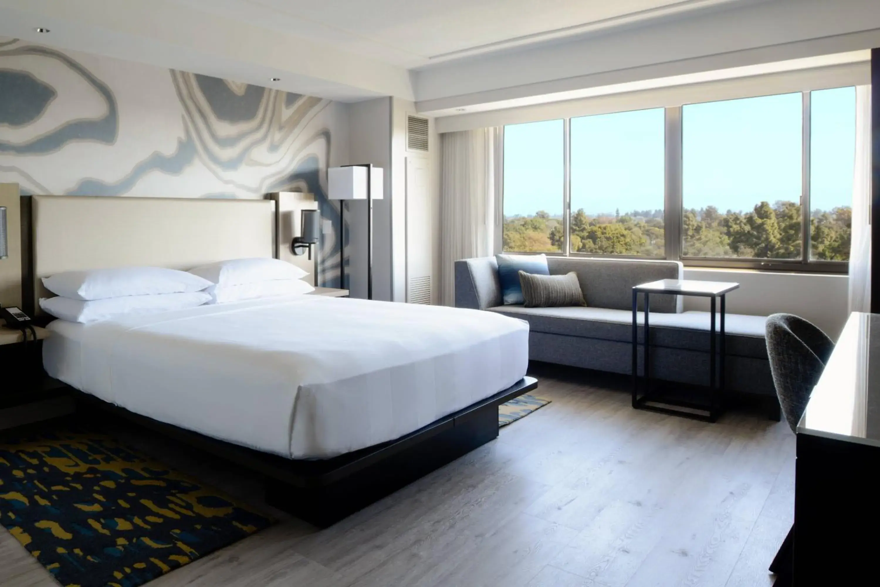 Guest room, 1 King Bed in Long Beach Marriott Guest room, 1 King Bed in Long Beach Marriott