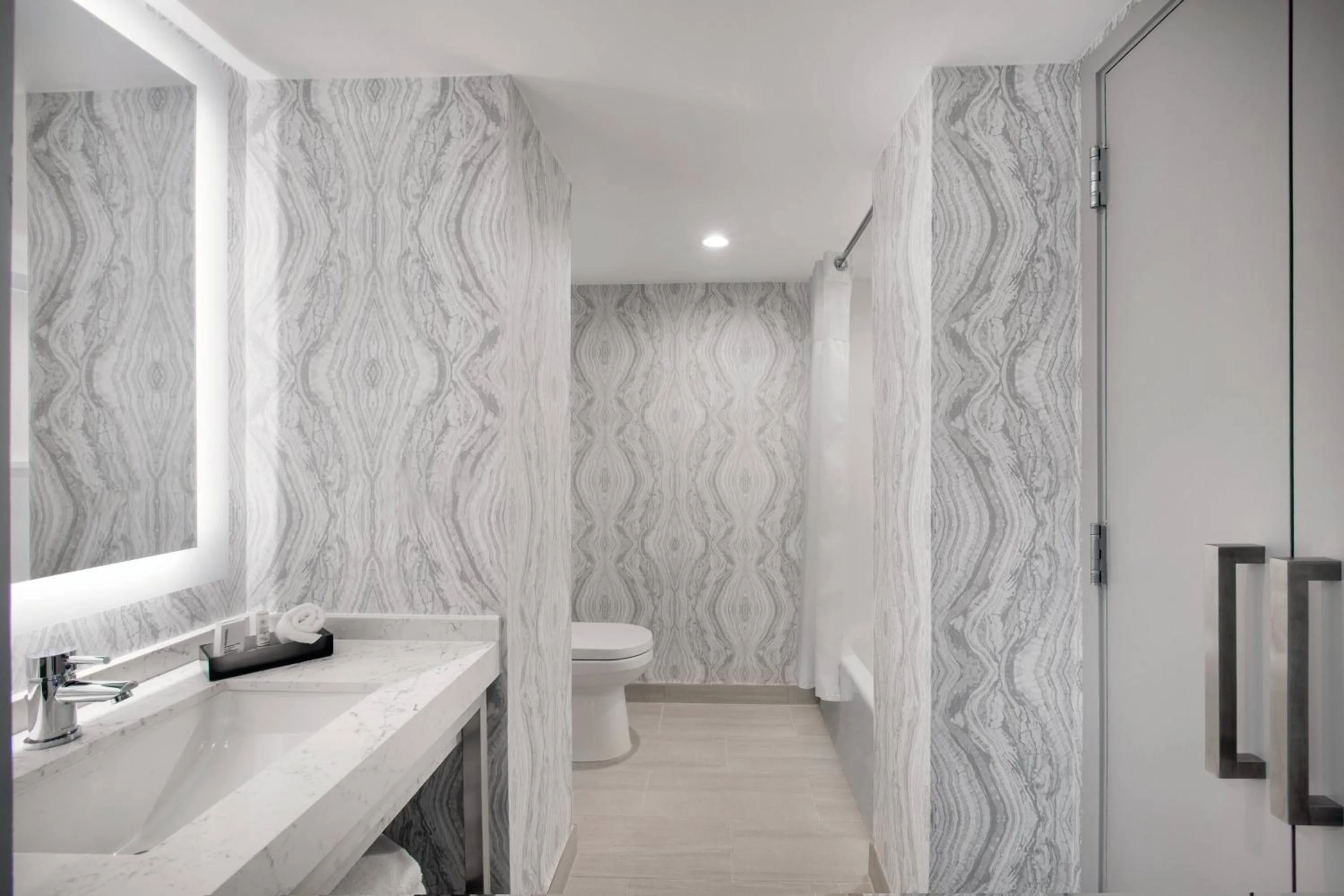 Bathroom in Courtyard by Marriott Miami Aventura Mall