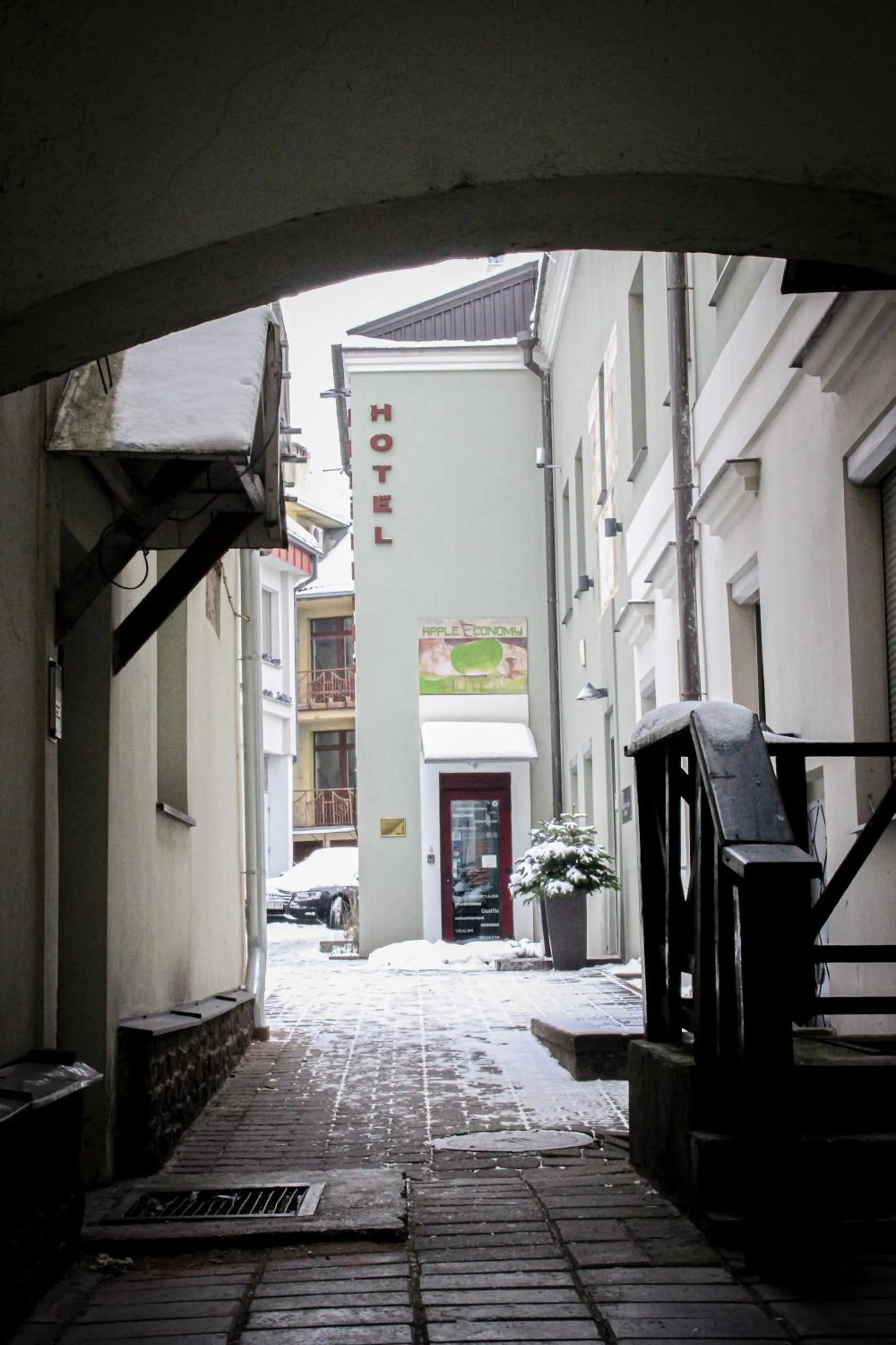 Patio in Apple Economy Hotel