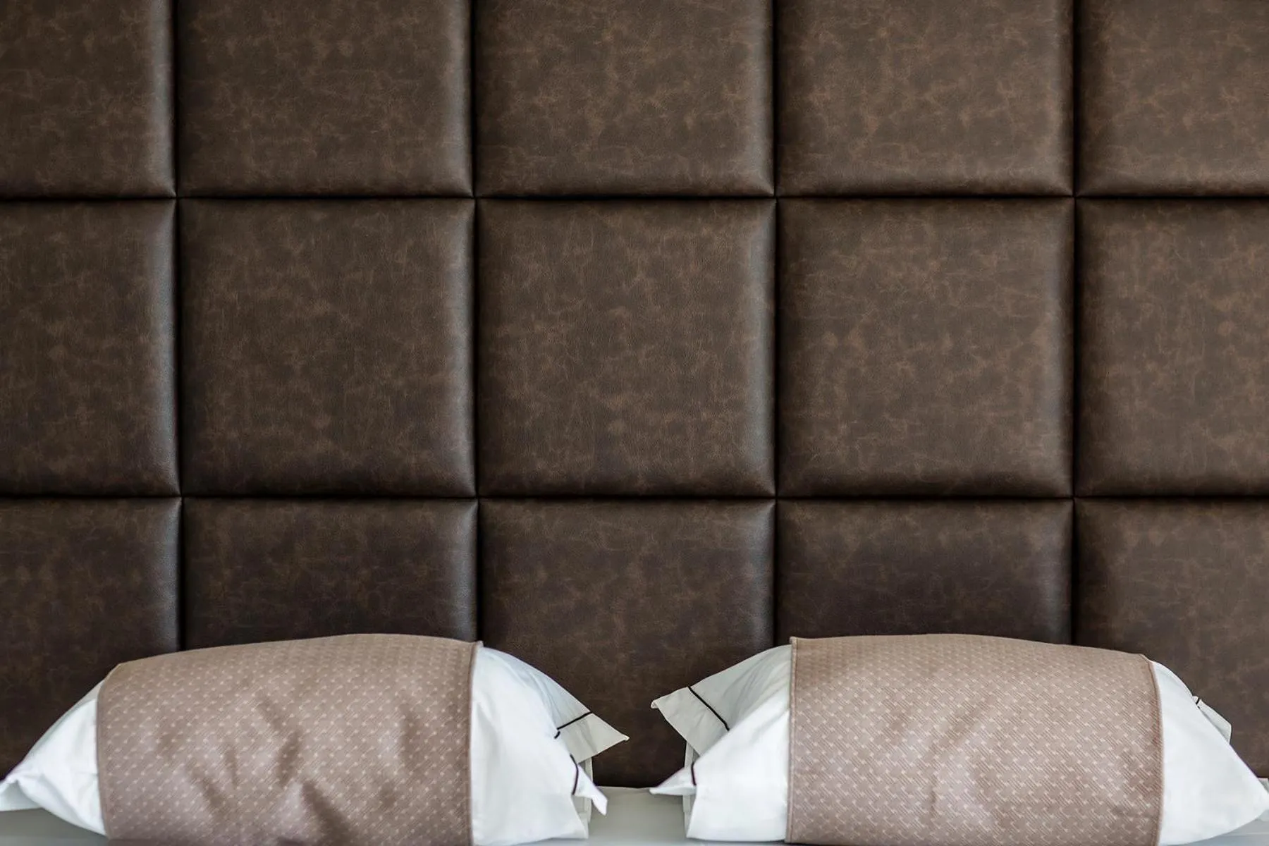 Decorative detail, Bed in Caixa D'aço Exclusive Hotel