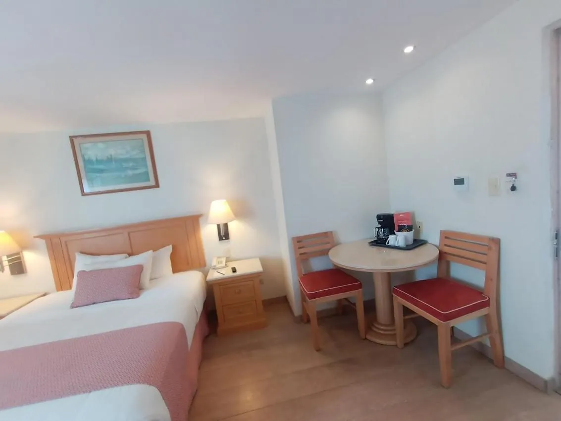 Bed in Hotel Palacio Azteca Tijuana, Trademark by Wyndham